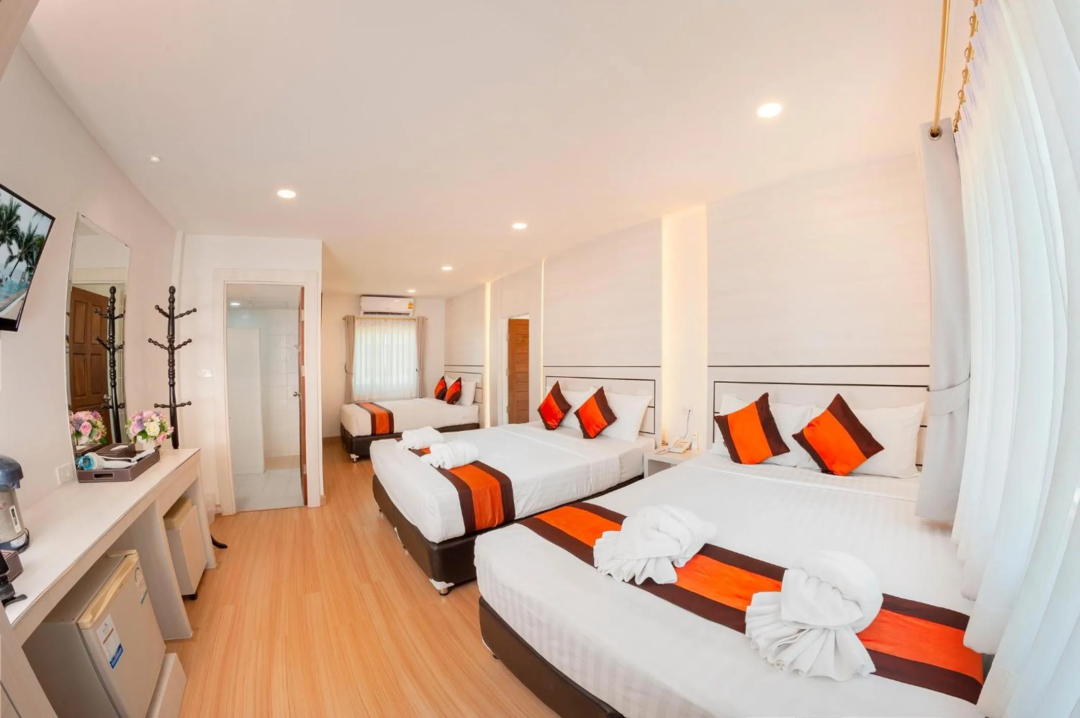 Bed in Chaolao Cabana Resort