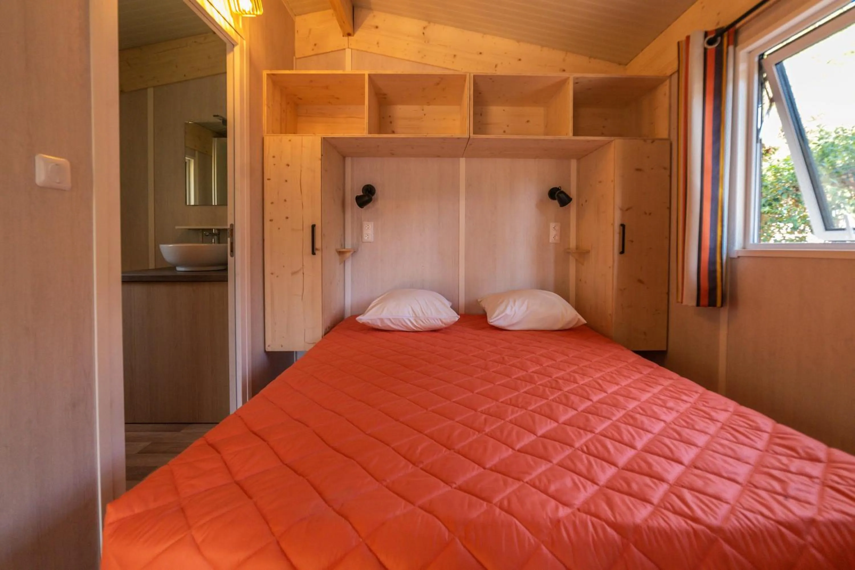 Bedroom, Bed in Domaine La Pinède Enchantée
