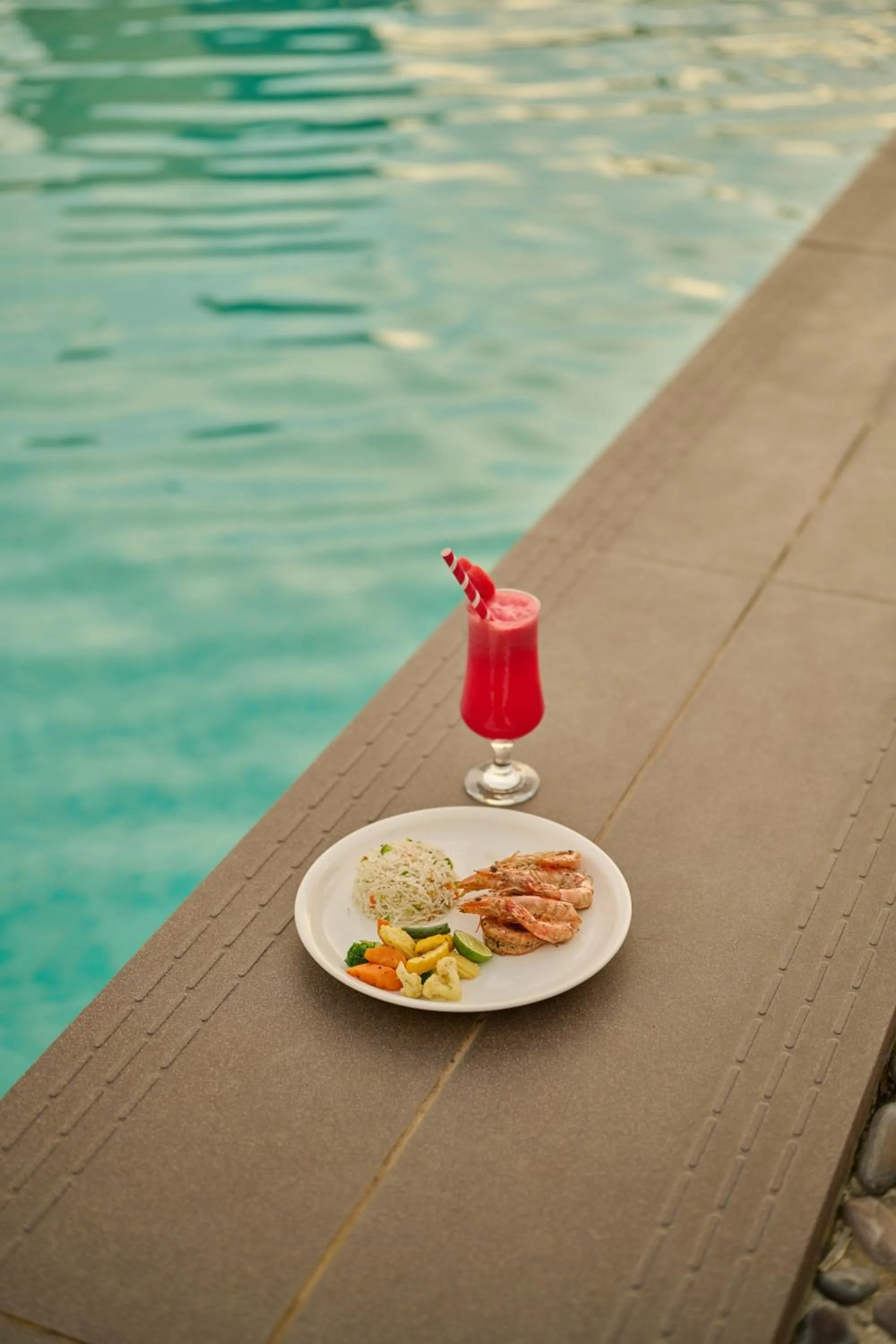 Food and drinks in Flora Airport Hotel and Convention Centre Kochi