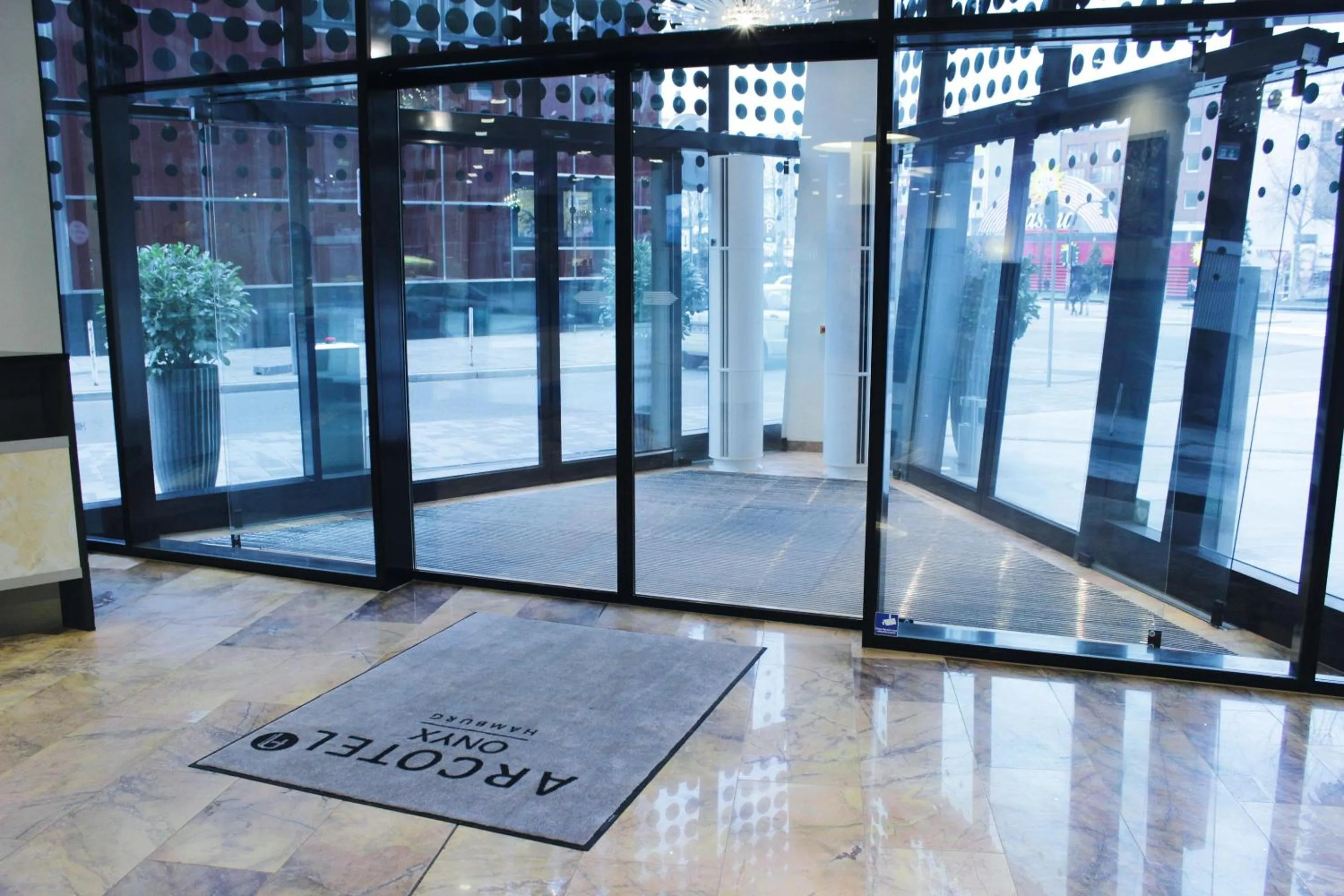 Lobby or reception in ARCOTEL Onyx Hamburg