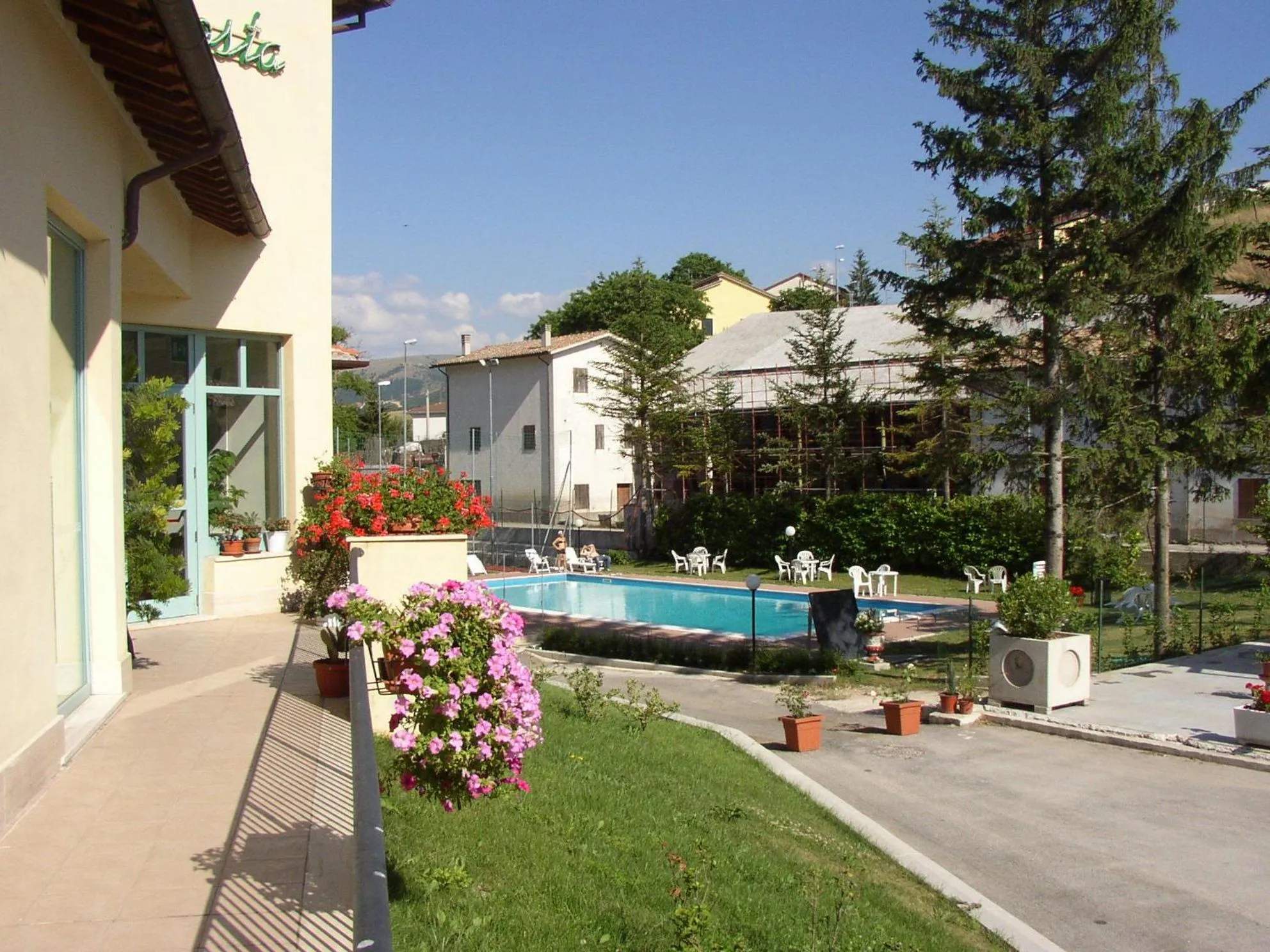 Pool view in Lieta Sosta