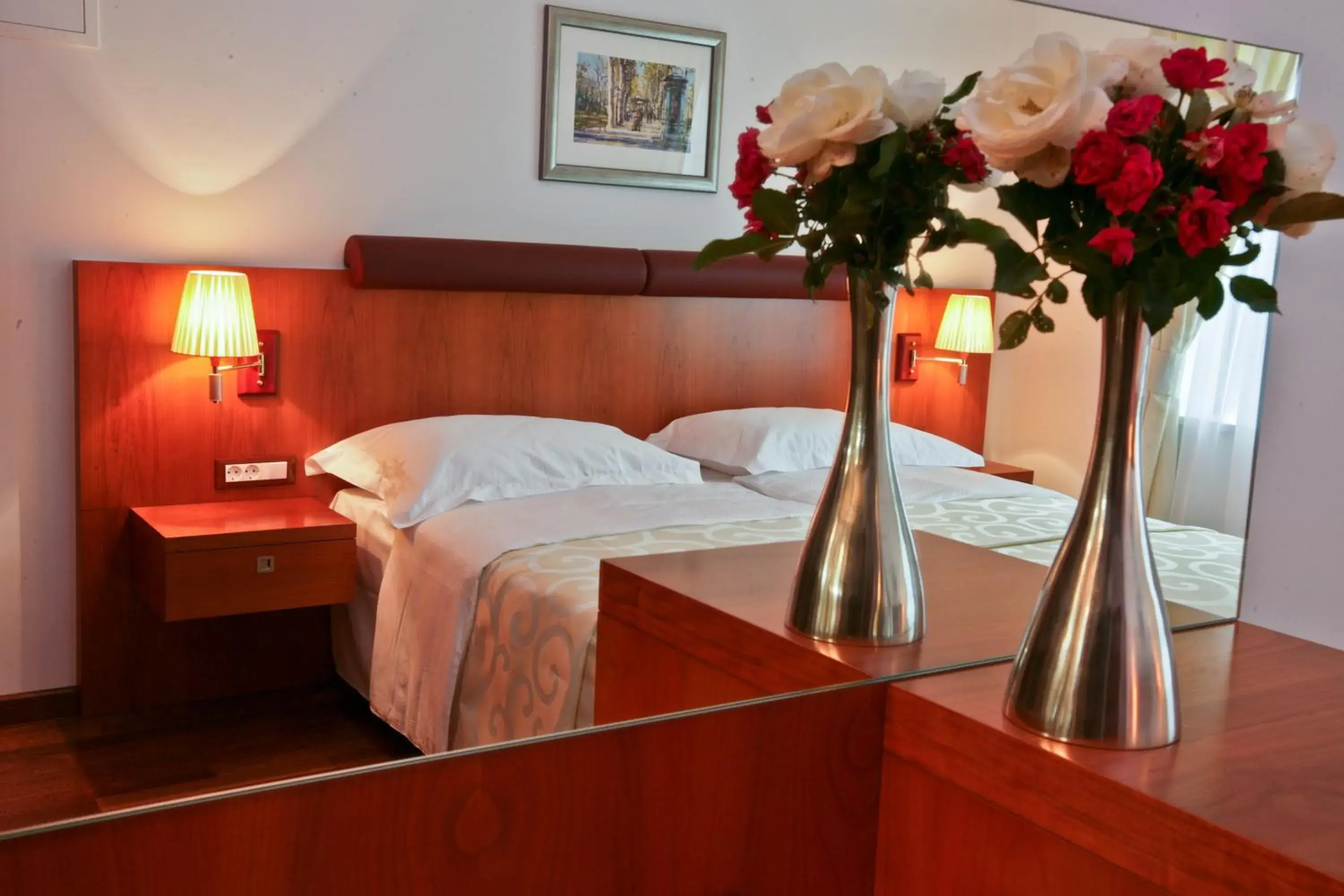 Twin Room - single occupancy in Hotel Croatia Twin Room - single occupancy in Hotel Croatia