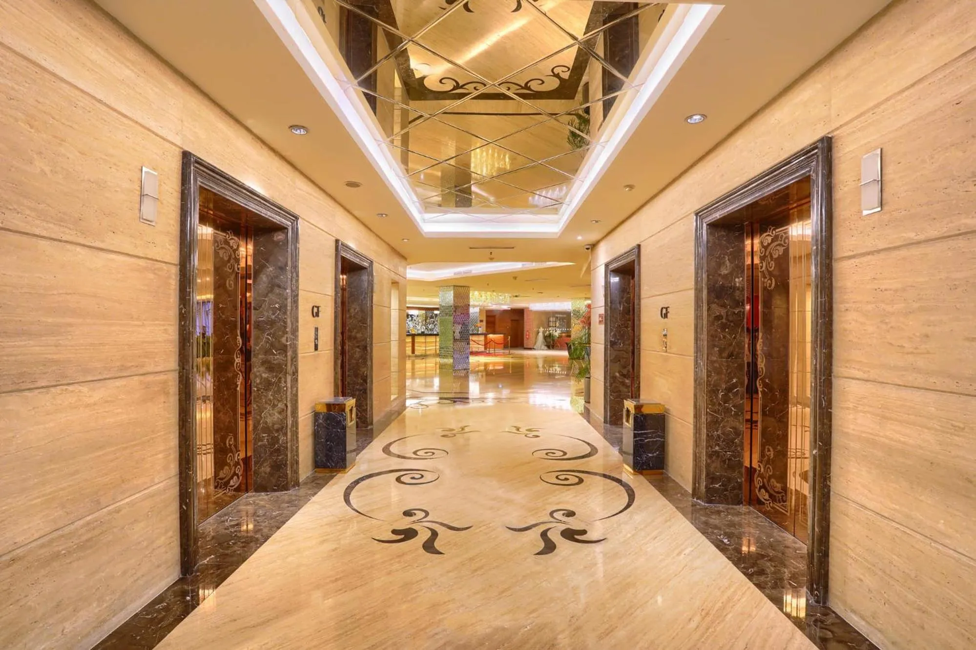 Lobby or reception in Wyndham Surabaya