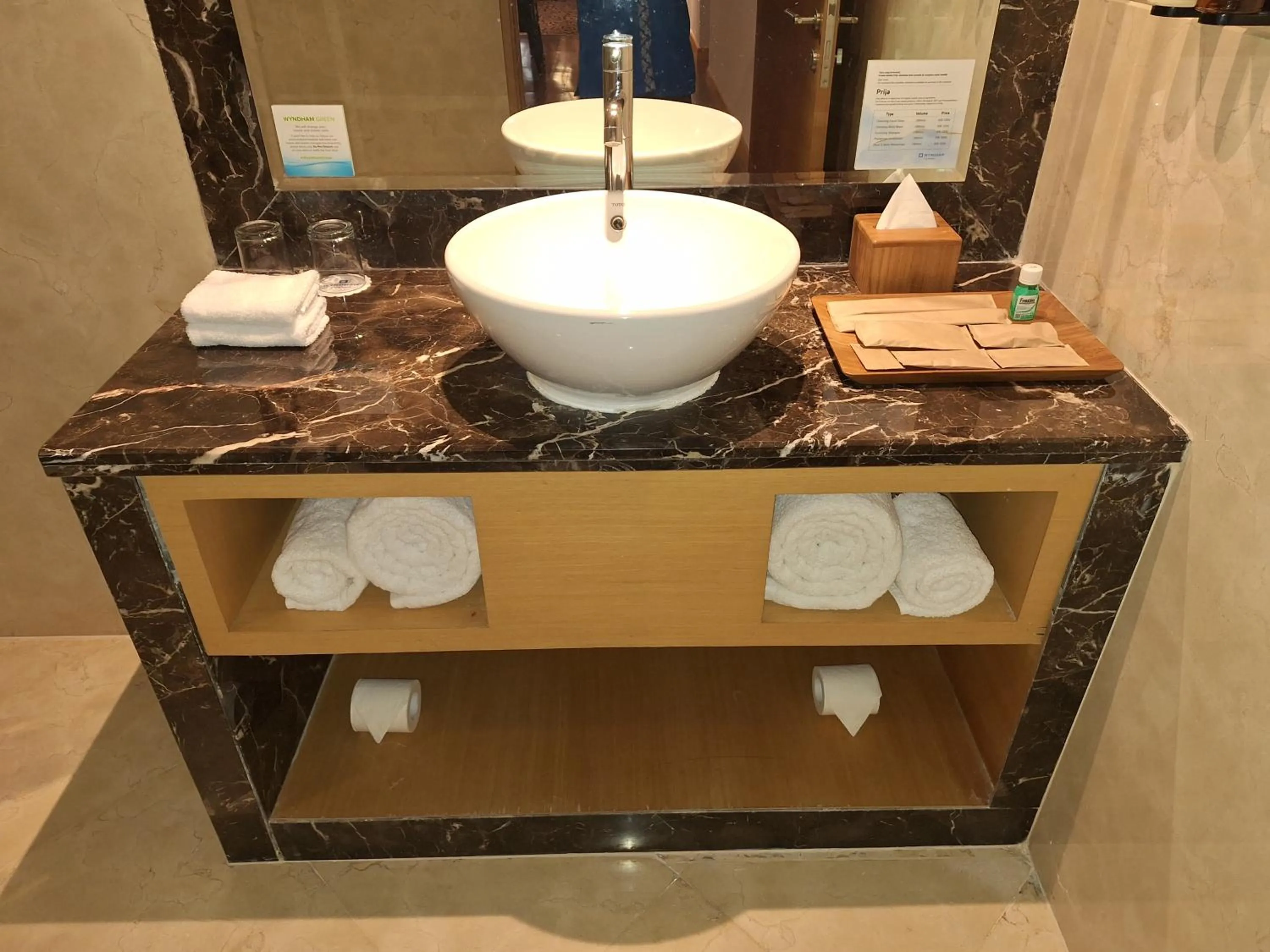 Bathroom in Wyndham Surabaya