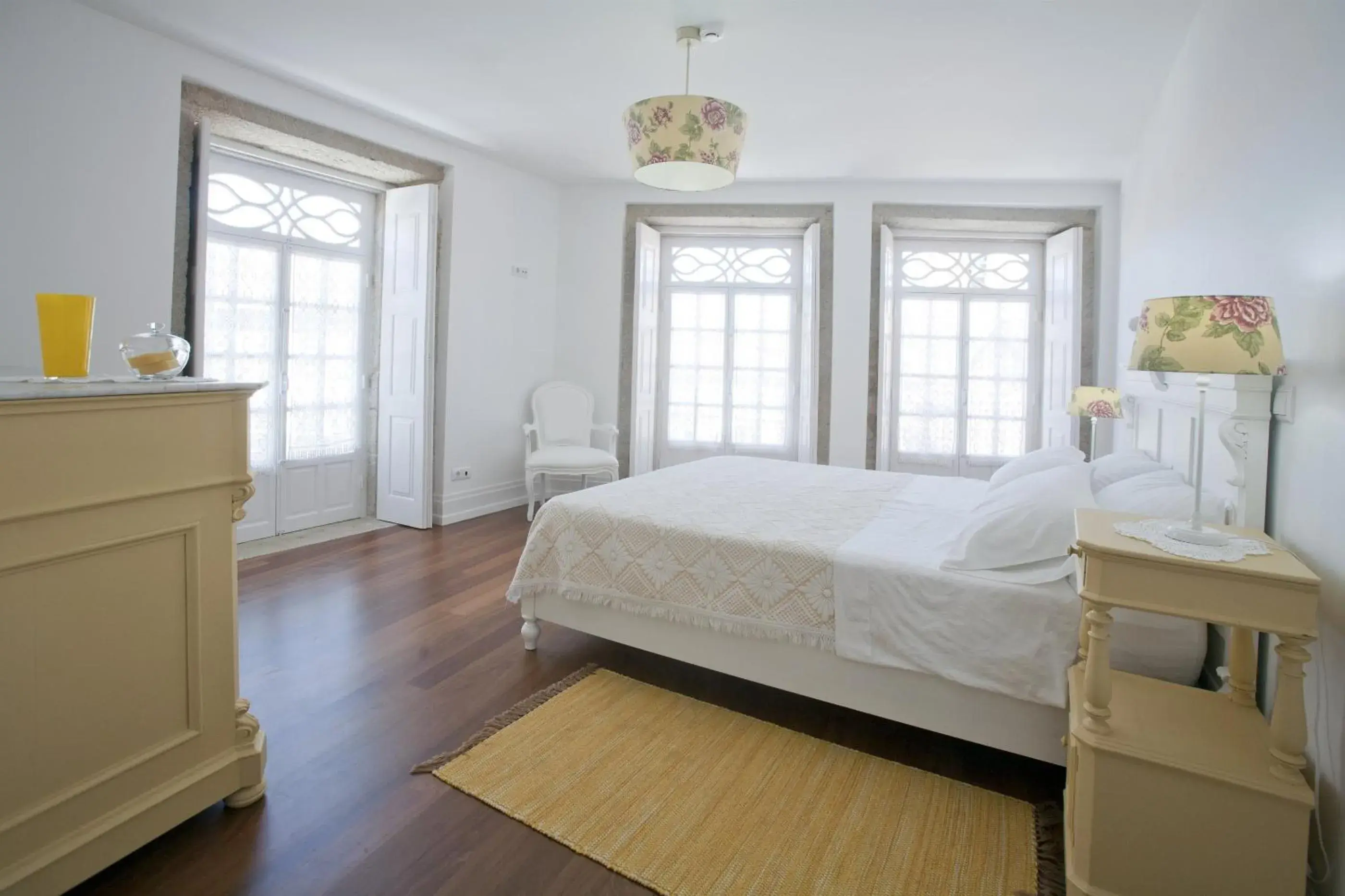 Double Room in Mercearia da Vila Double Room in Mercearia da Vila