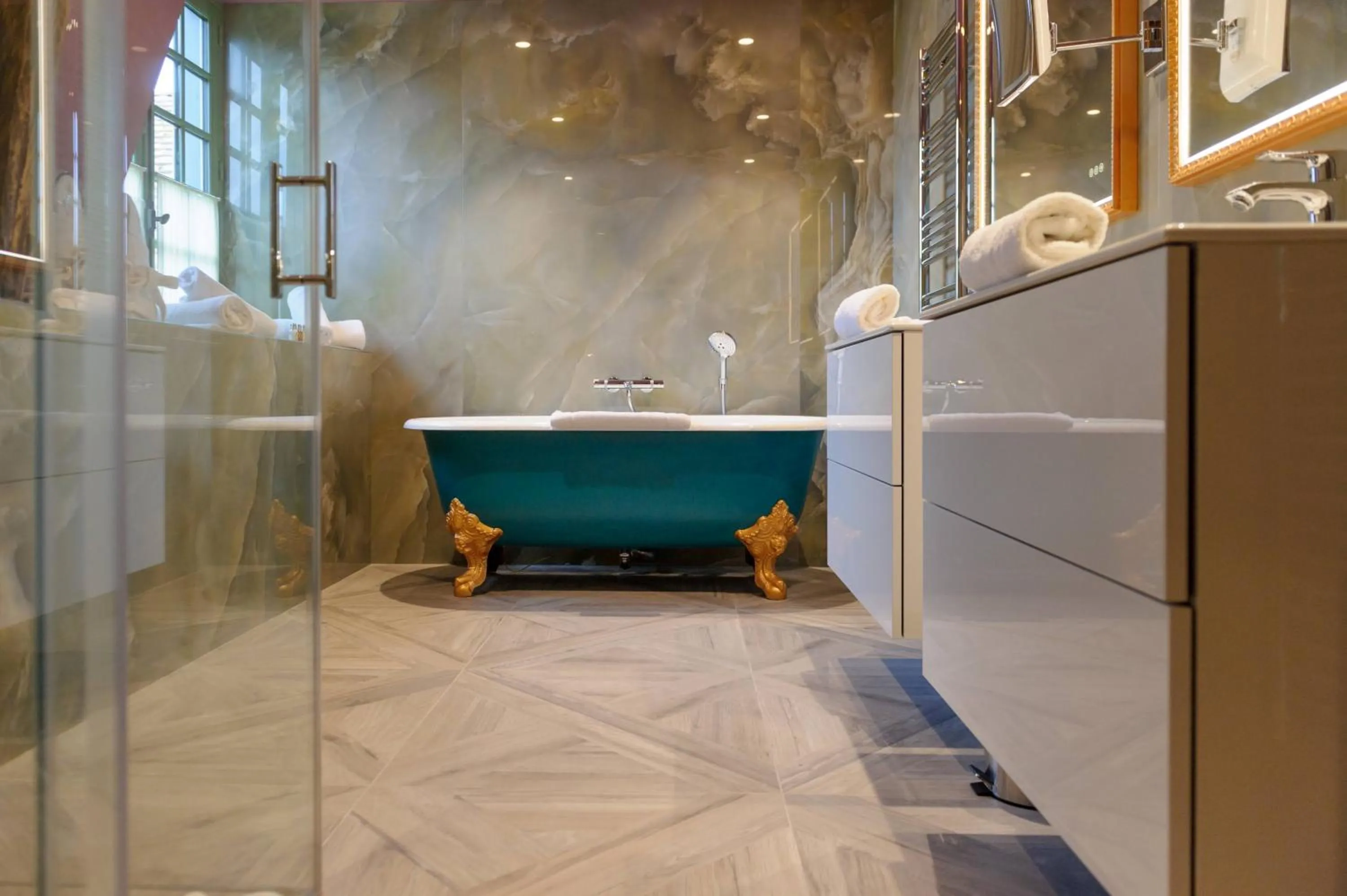 Bedroom in Château de Courcelles - Relais & Châteaux