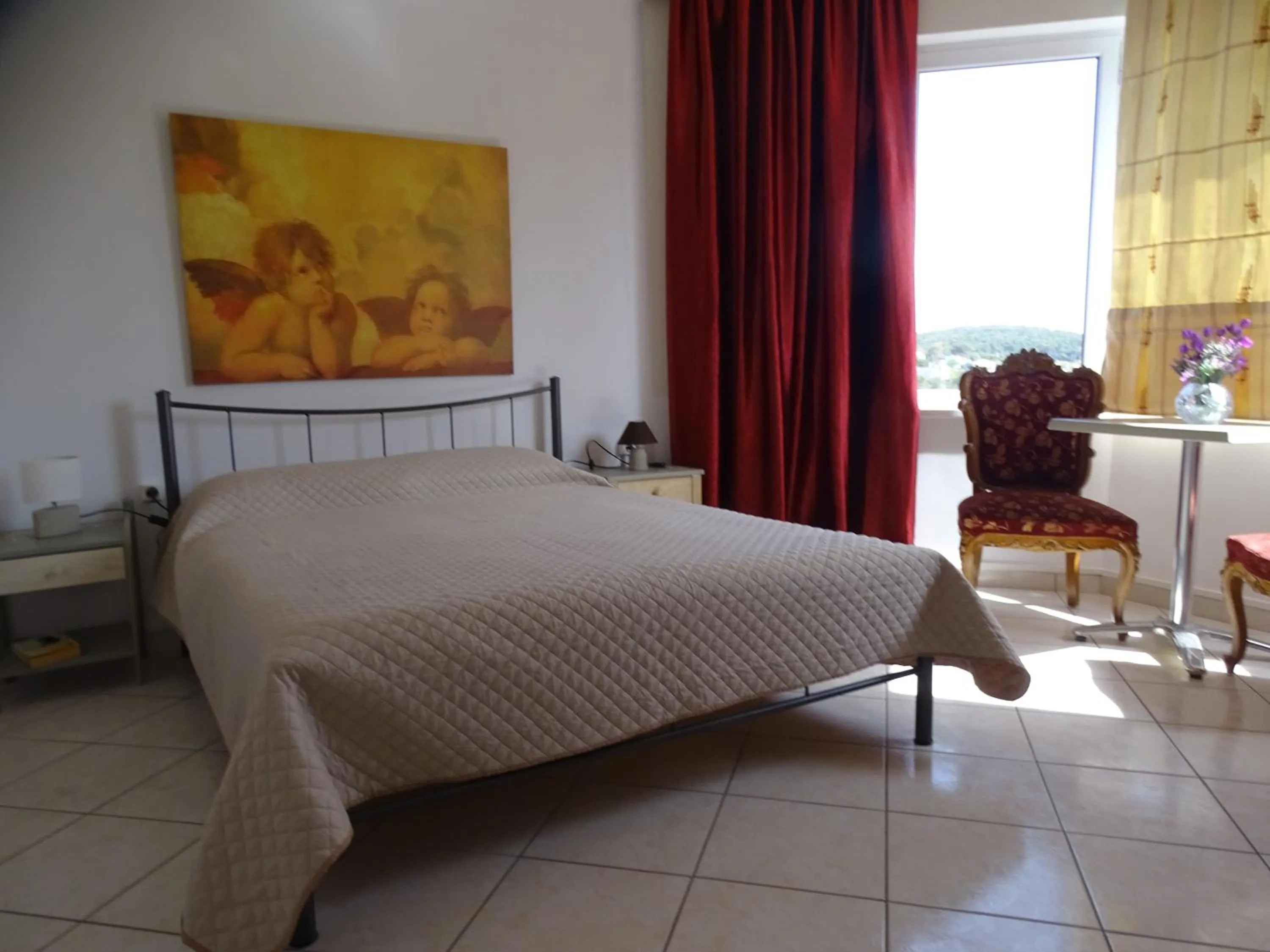 Bed in Artemis GreenHill