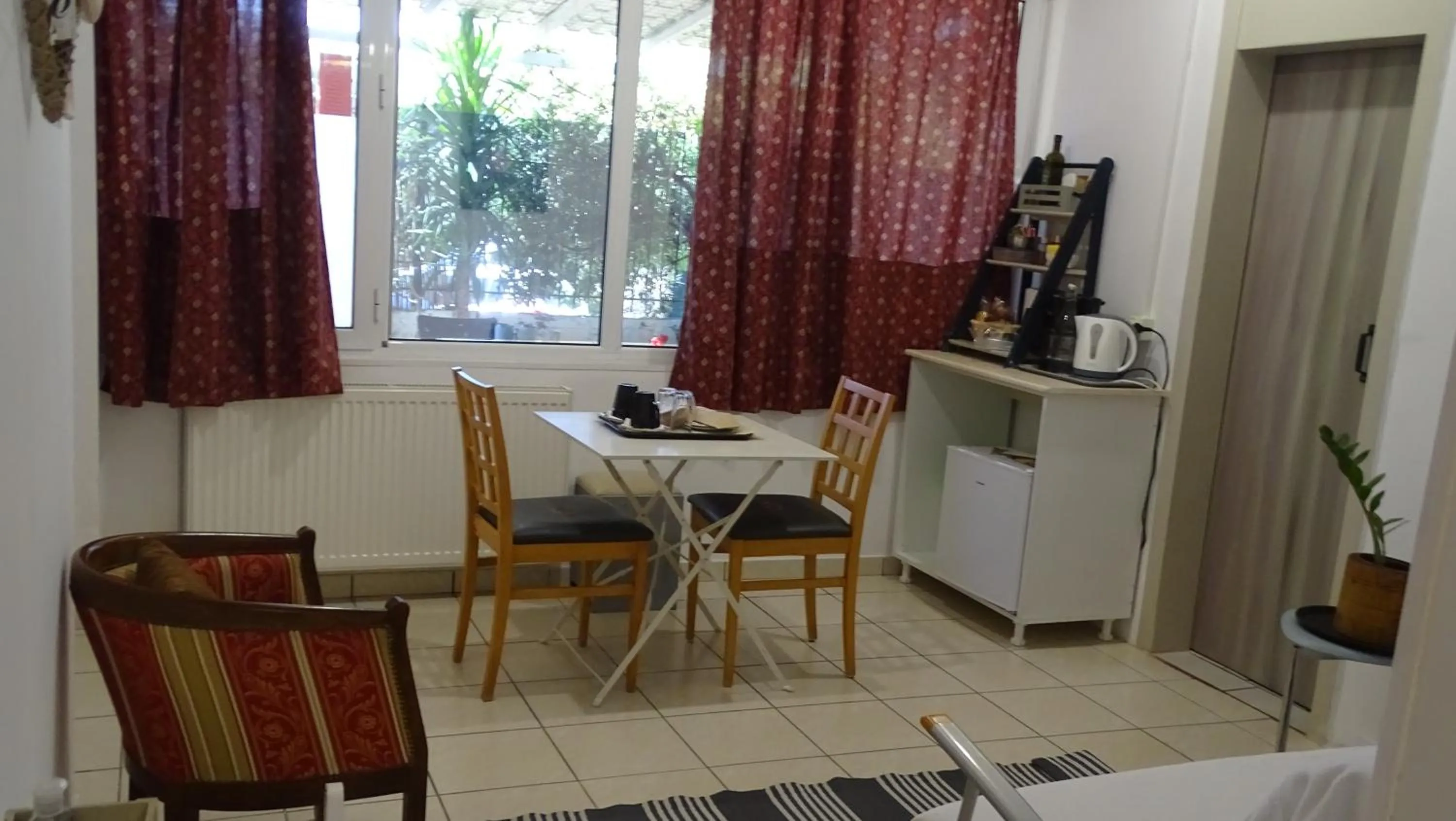 Dining area in Artemis GreenHill