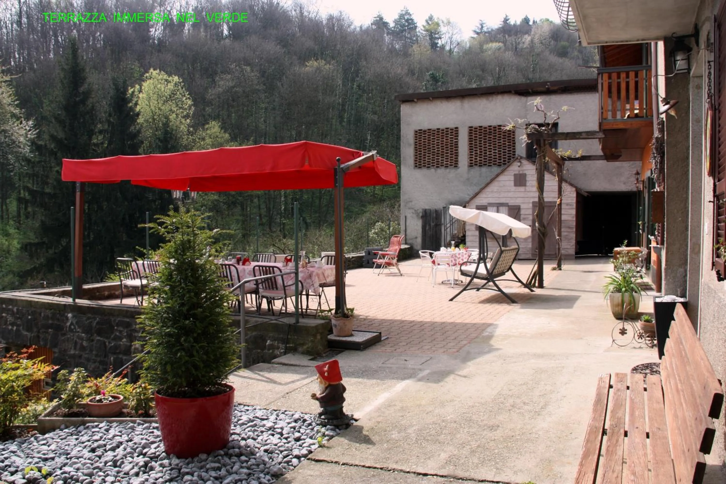 Facade/entrance in Dimora del Riccio