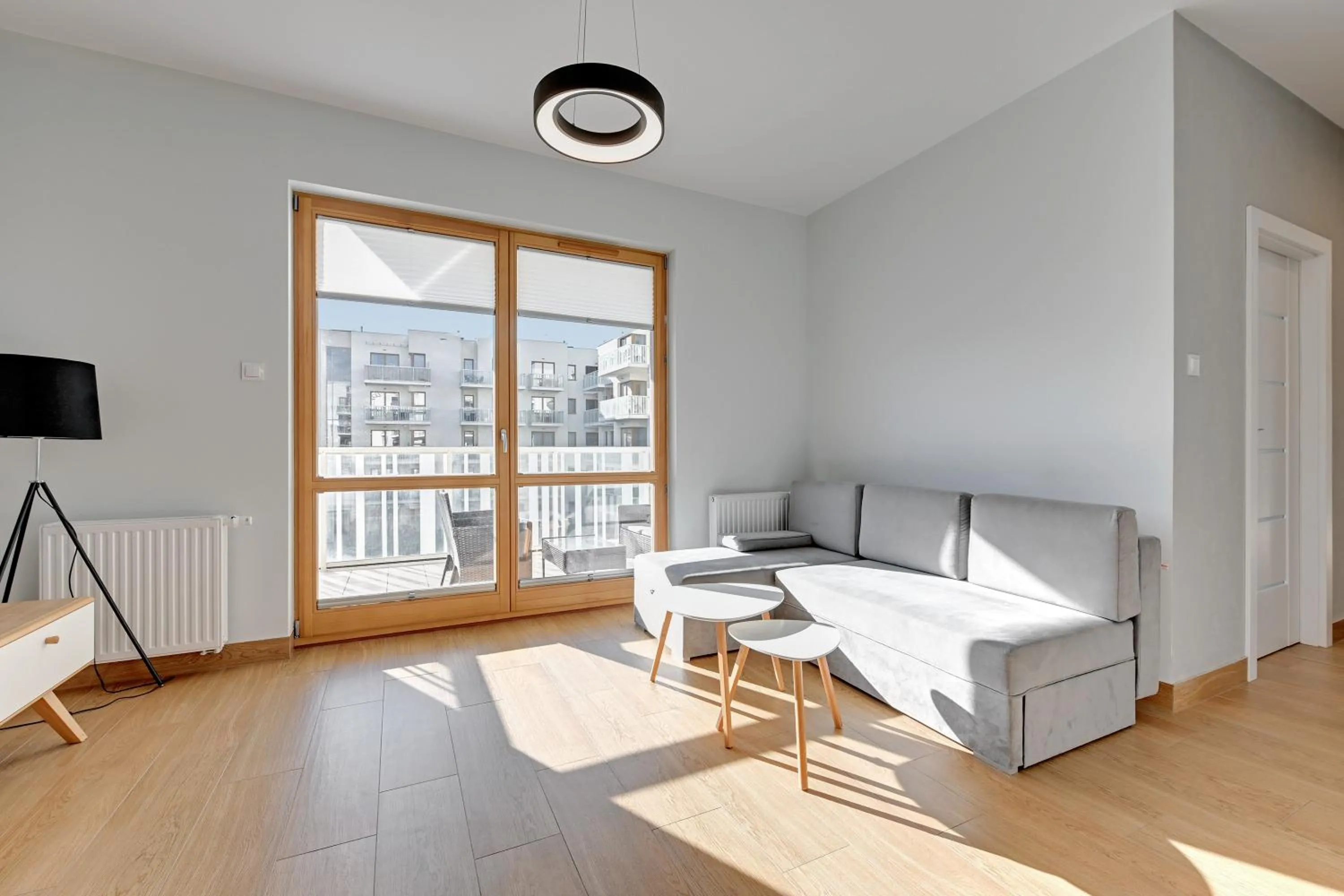 Holiday Apartment near the Sea - free private parking