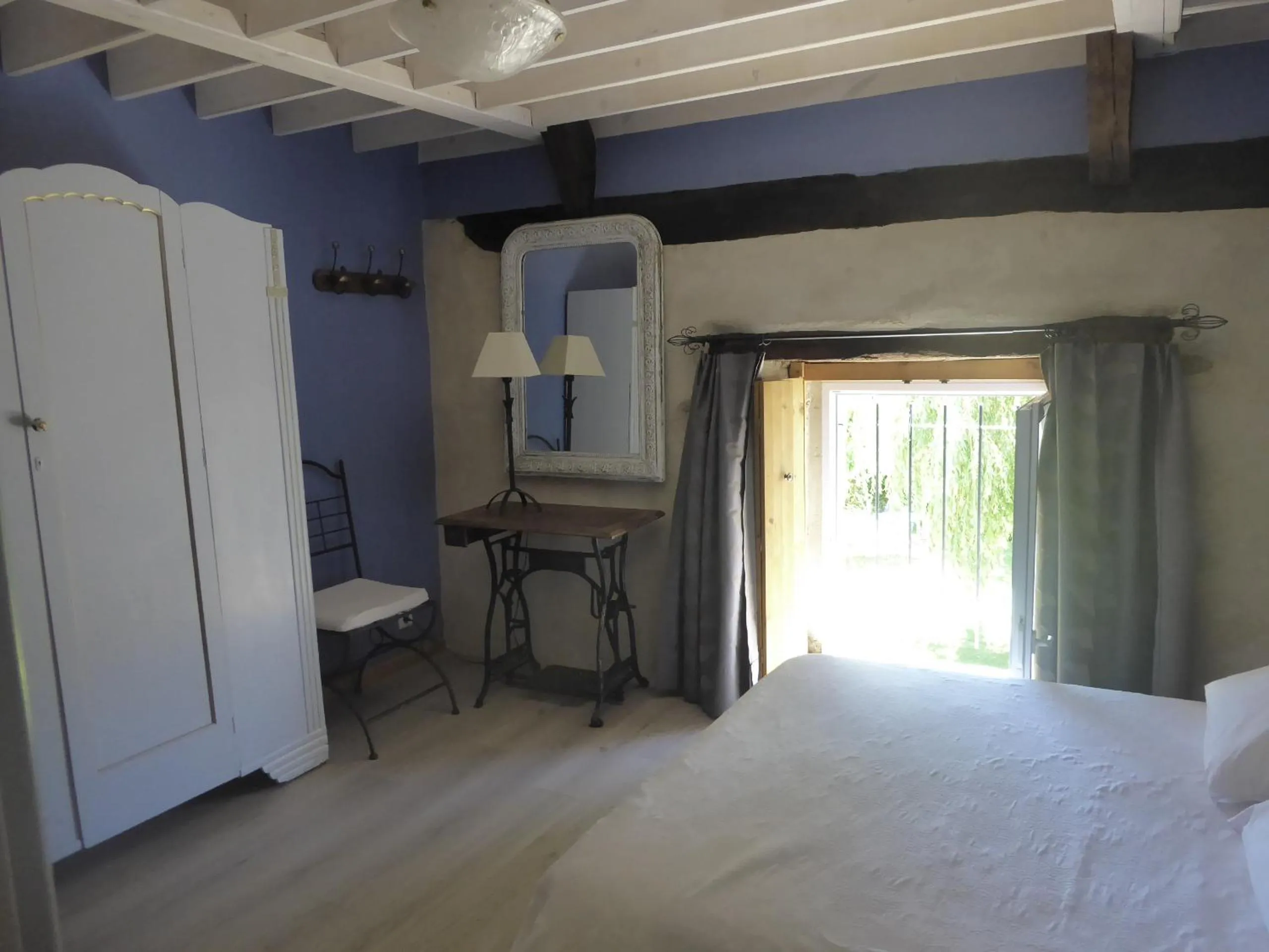 Photo of the whole room, Bed in Kerverh