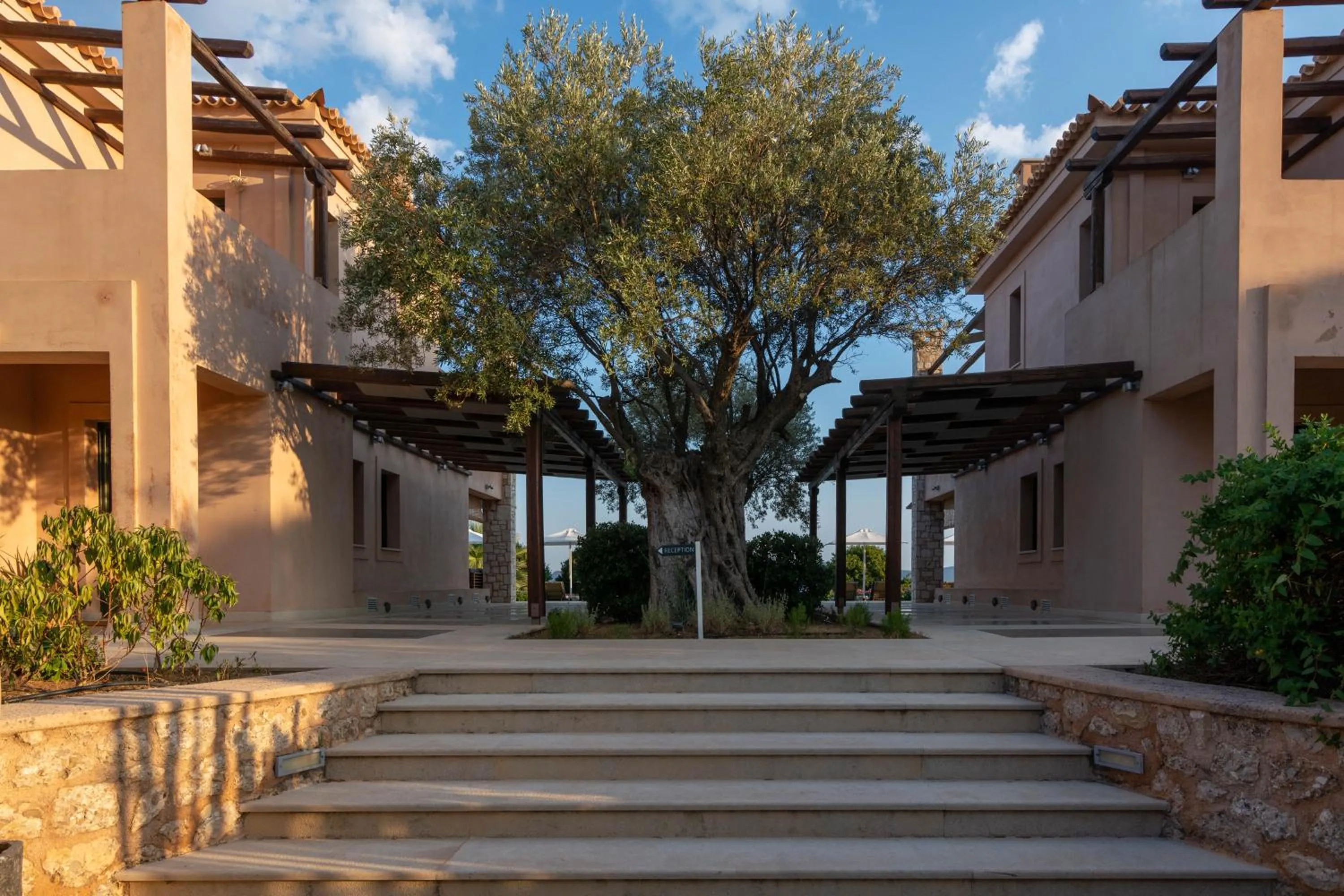 Facade/entrance in Therme Sea Luxury Lodge