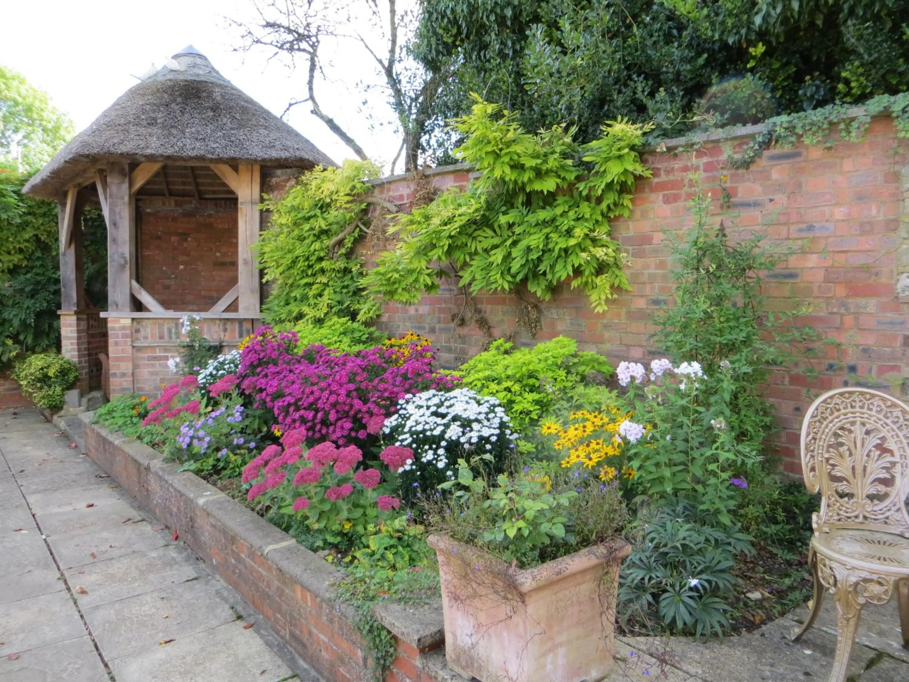 Patio in Chiseldon House Hotel