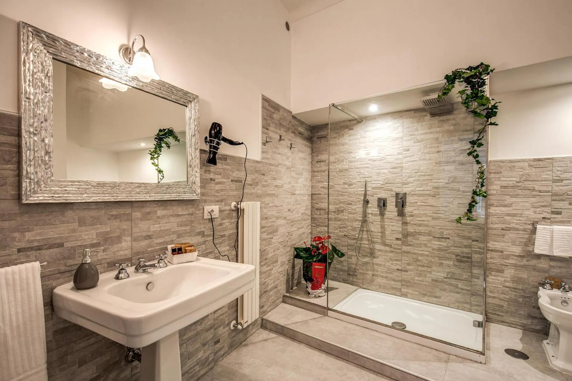 Shower in Feronia Guest house