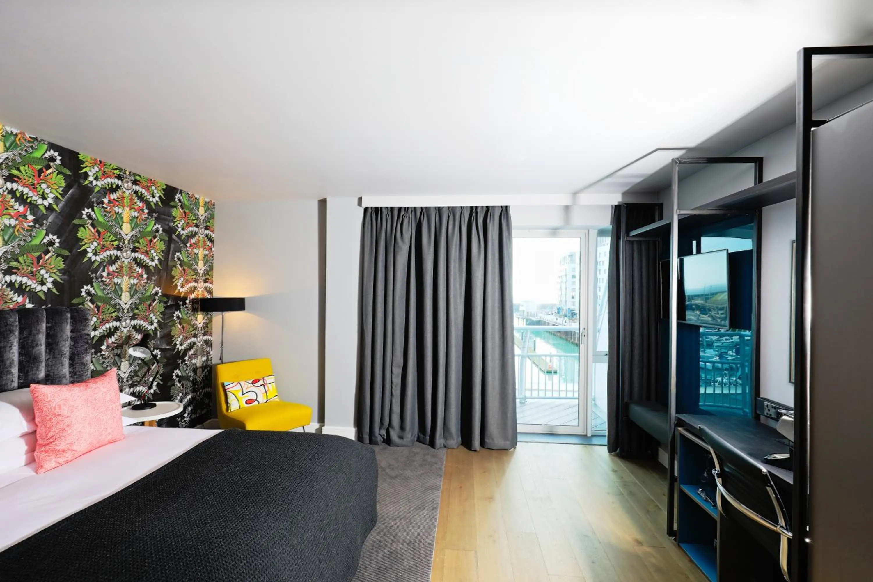 Bedroom, Bed in Malmaison Brighton