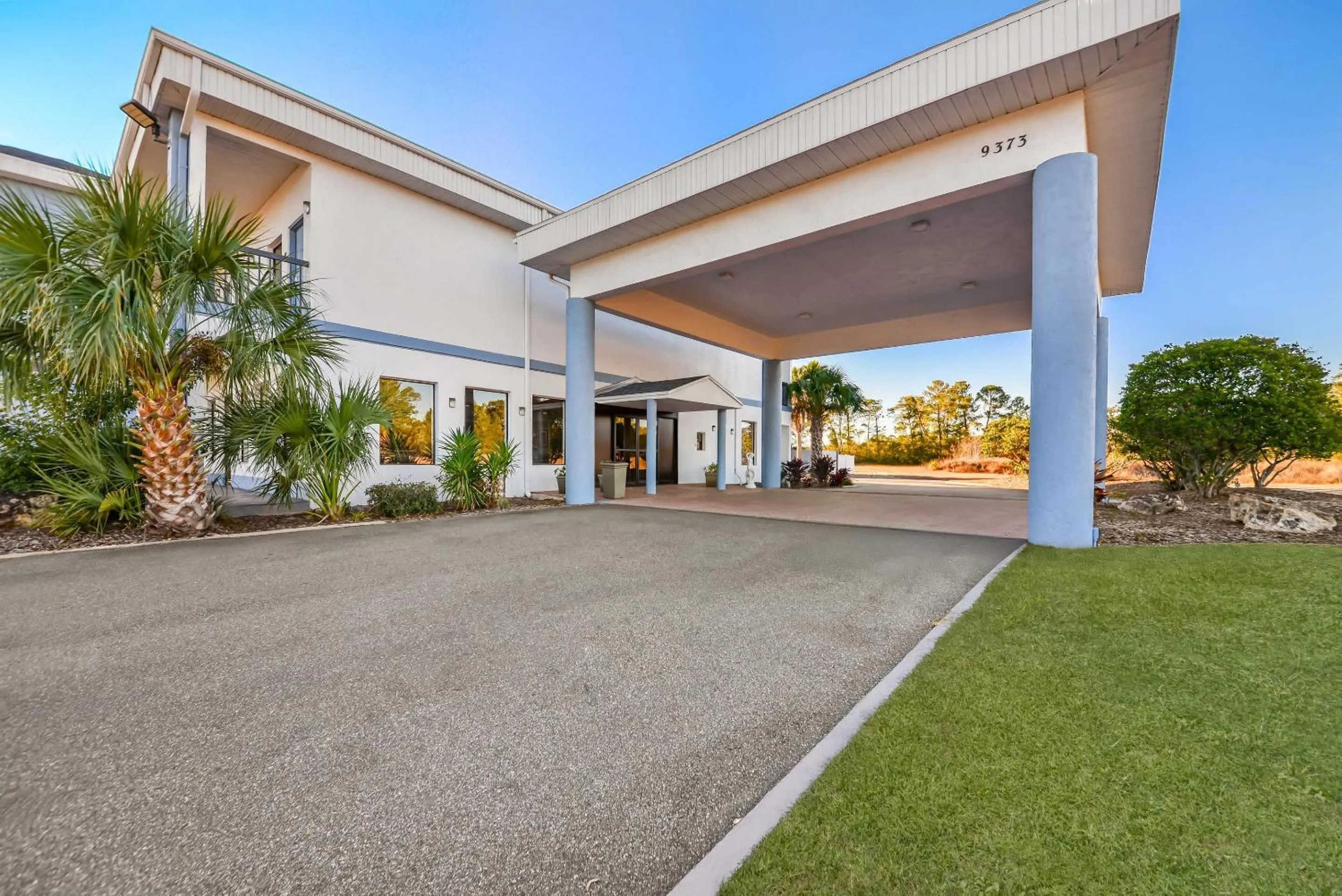 Property building in Quality Inn Weeki Wachee - Spring Hill