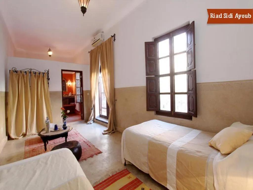 Bed in Riad Sidi Ayoub