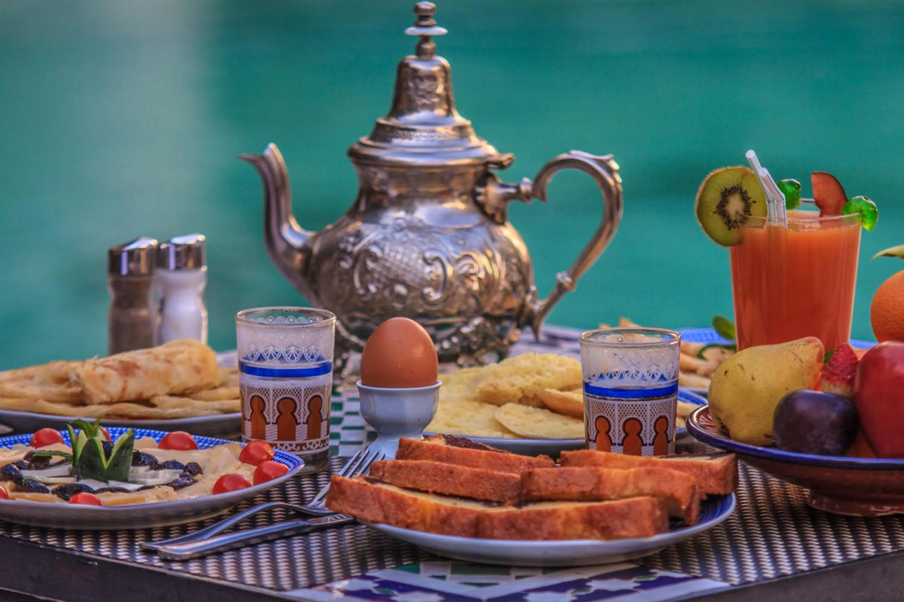 Food in Palais Dar Donab