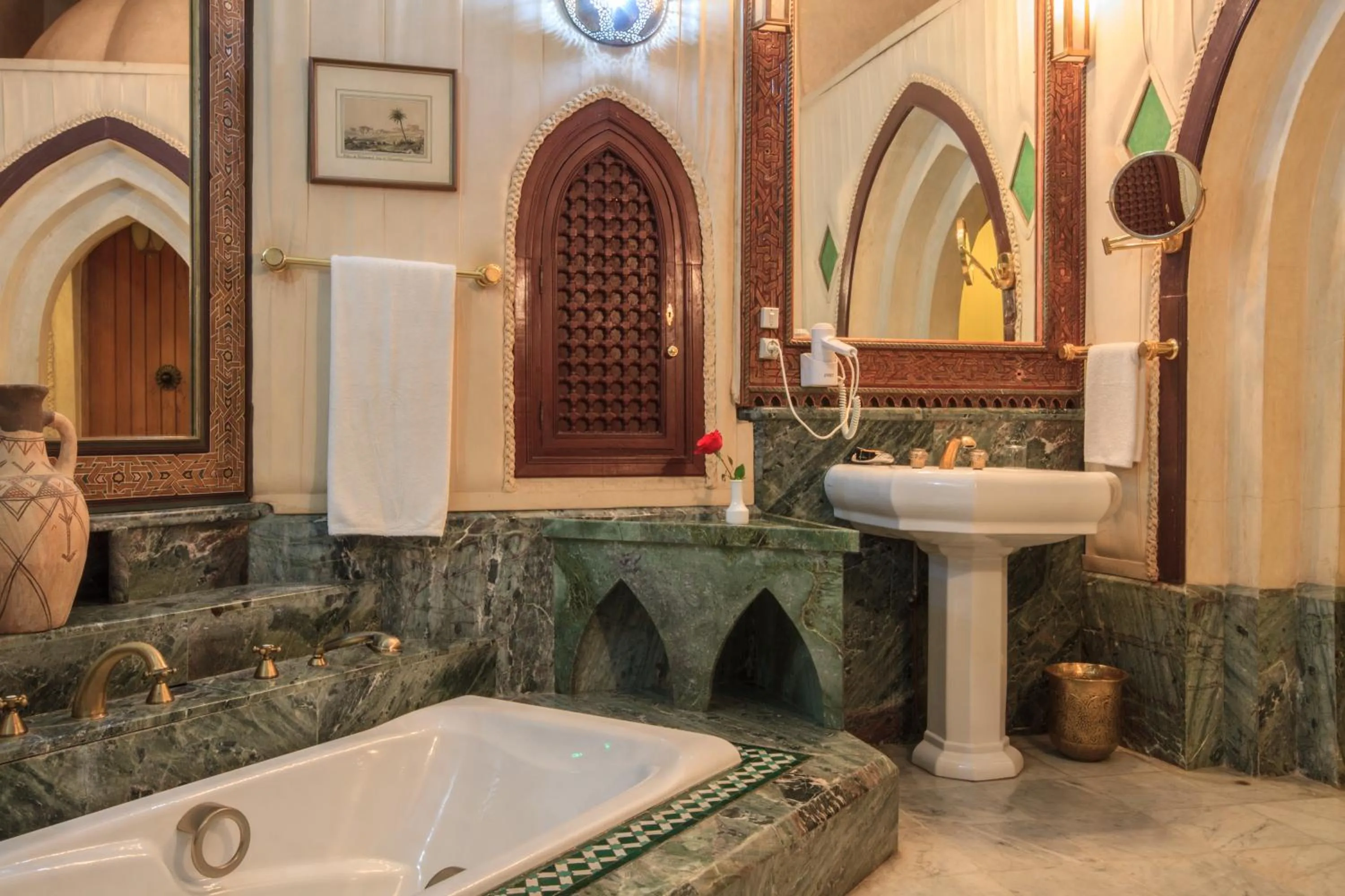 Bathroom in Palais Dar Donab