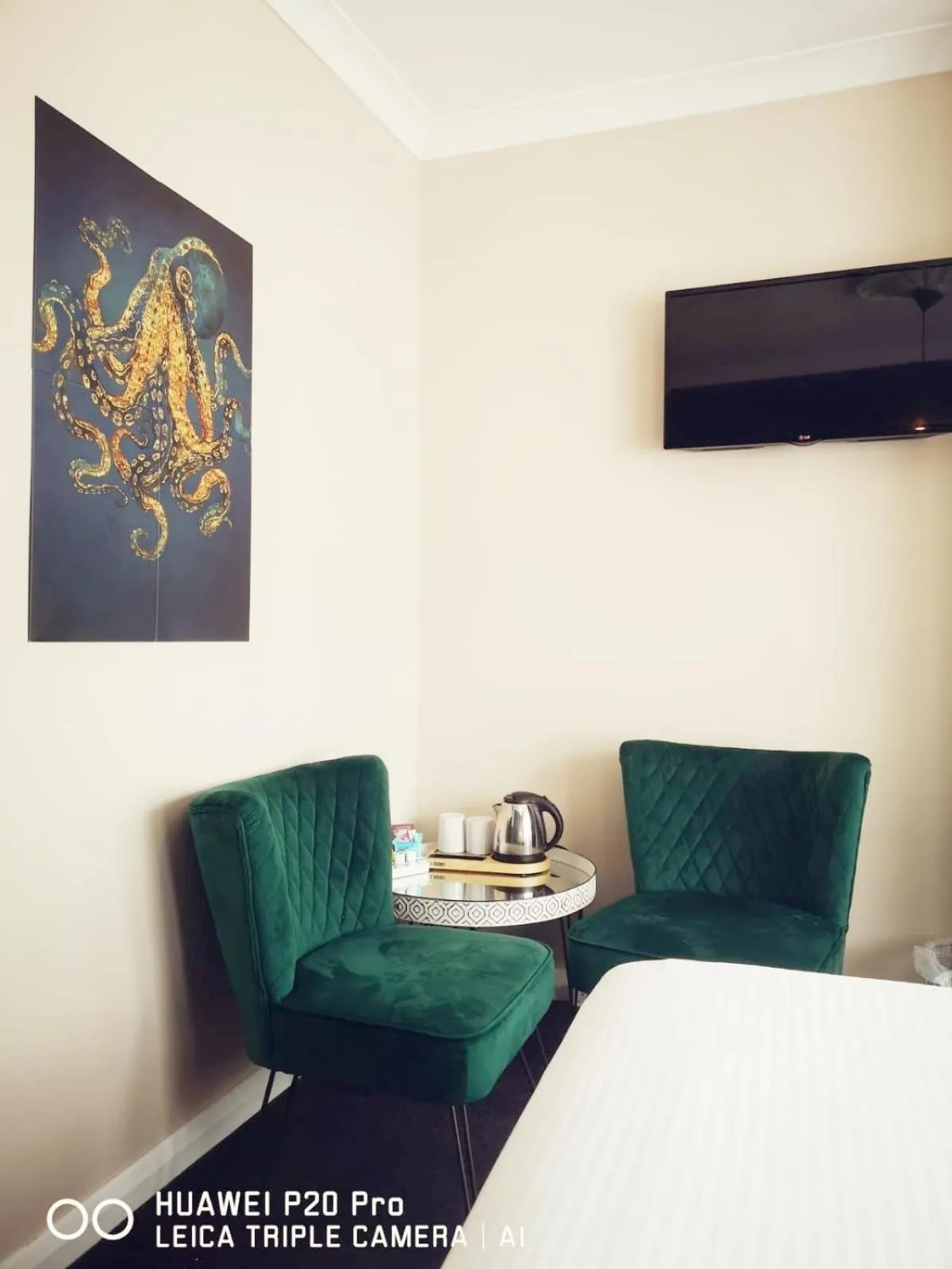 Bedroom in The Montana