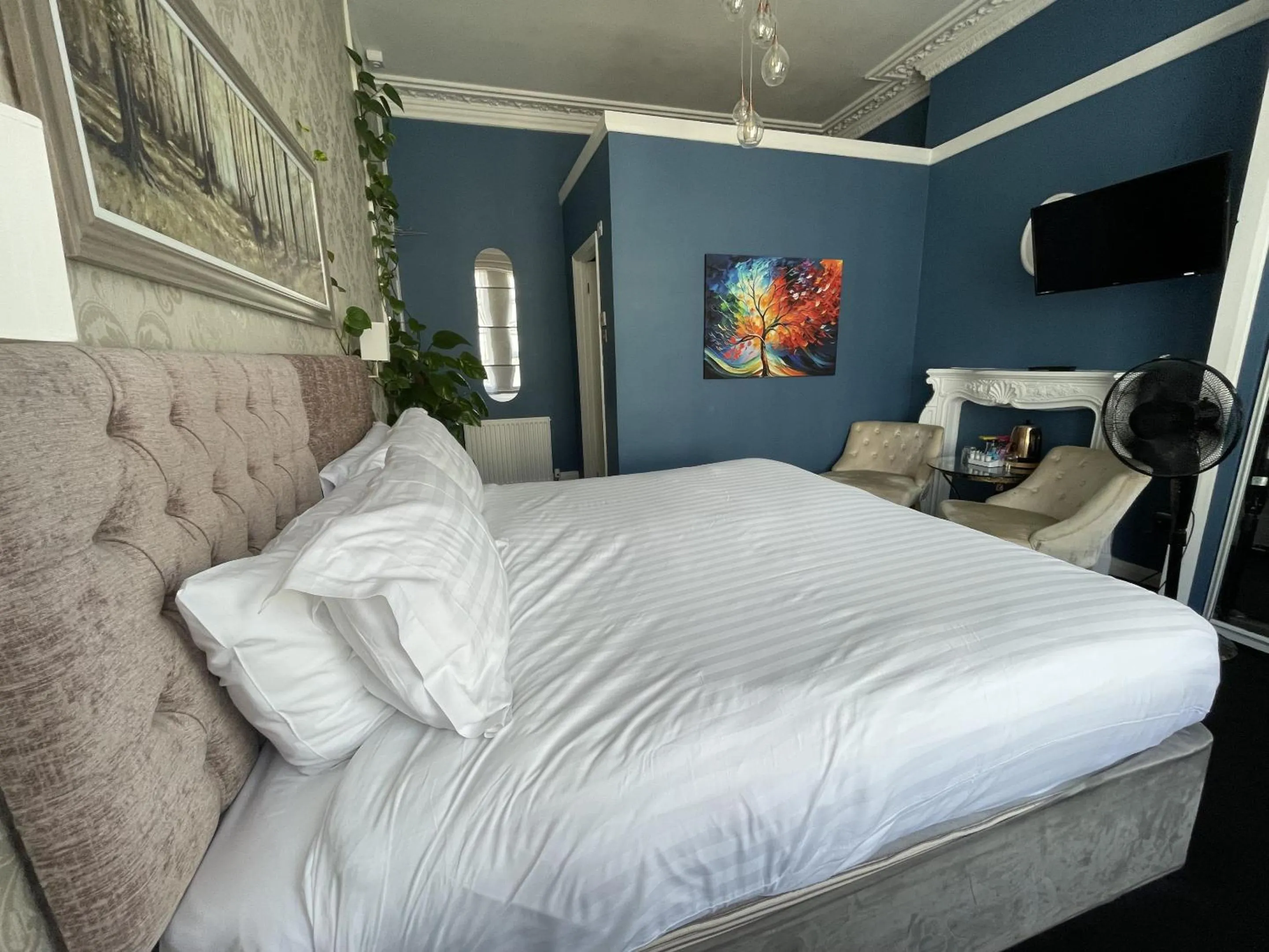 Bedroom in The Montana