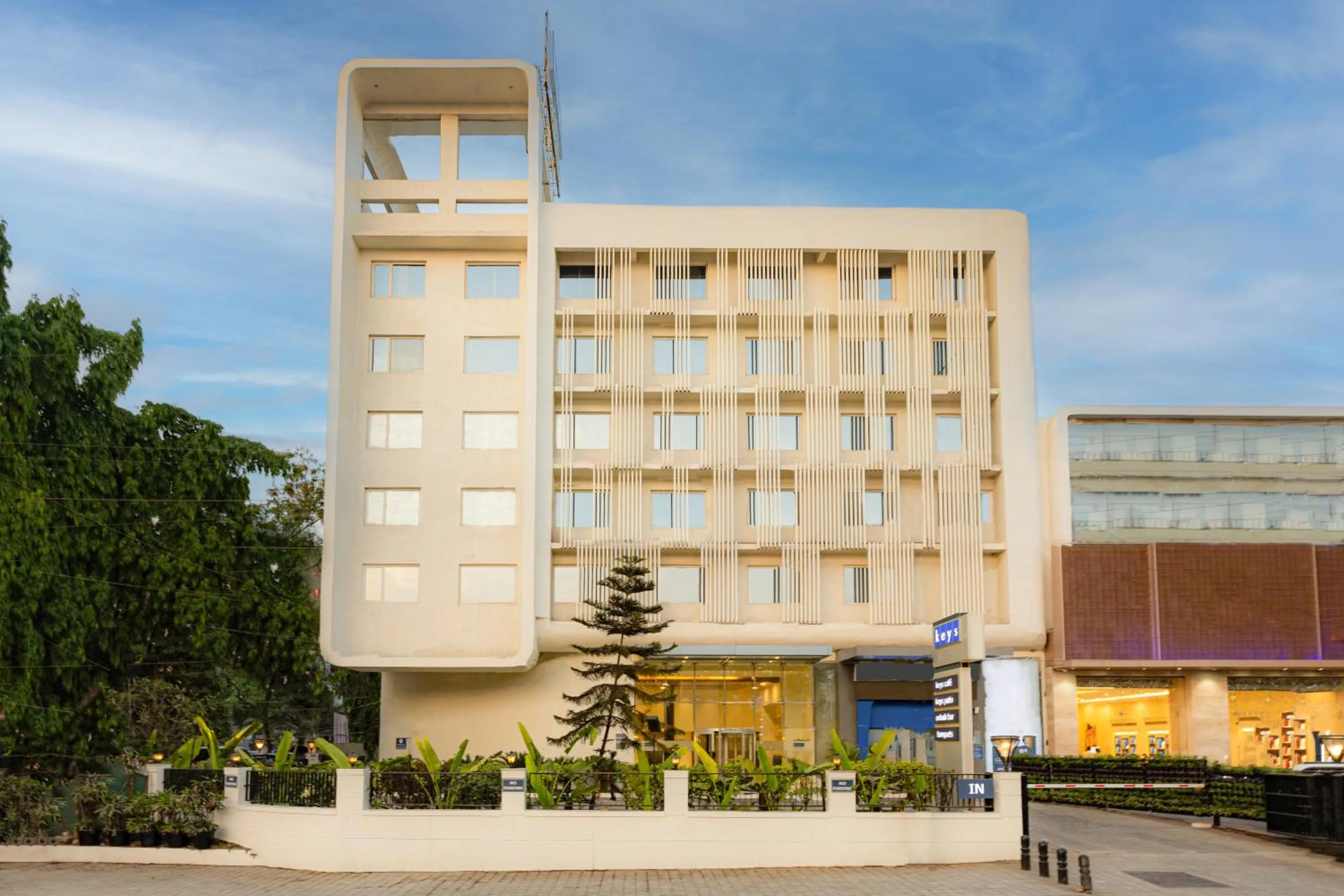 Facade/entrance in Keys Prima by Lemon Tree Hotels, Pimpri, Pune