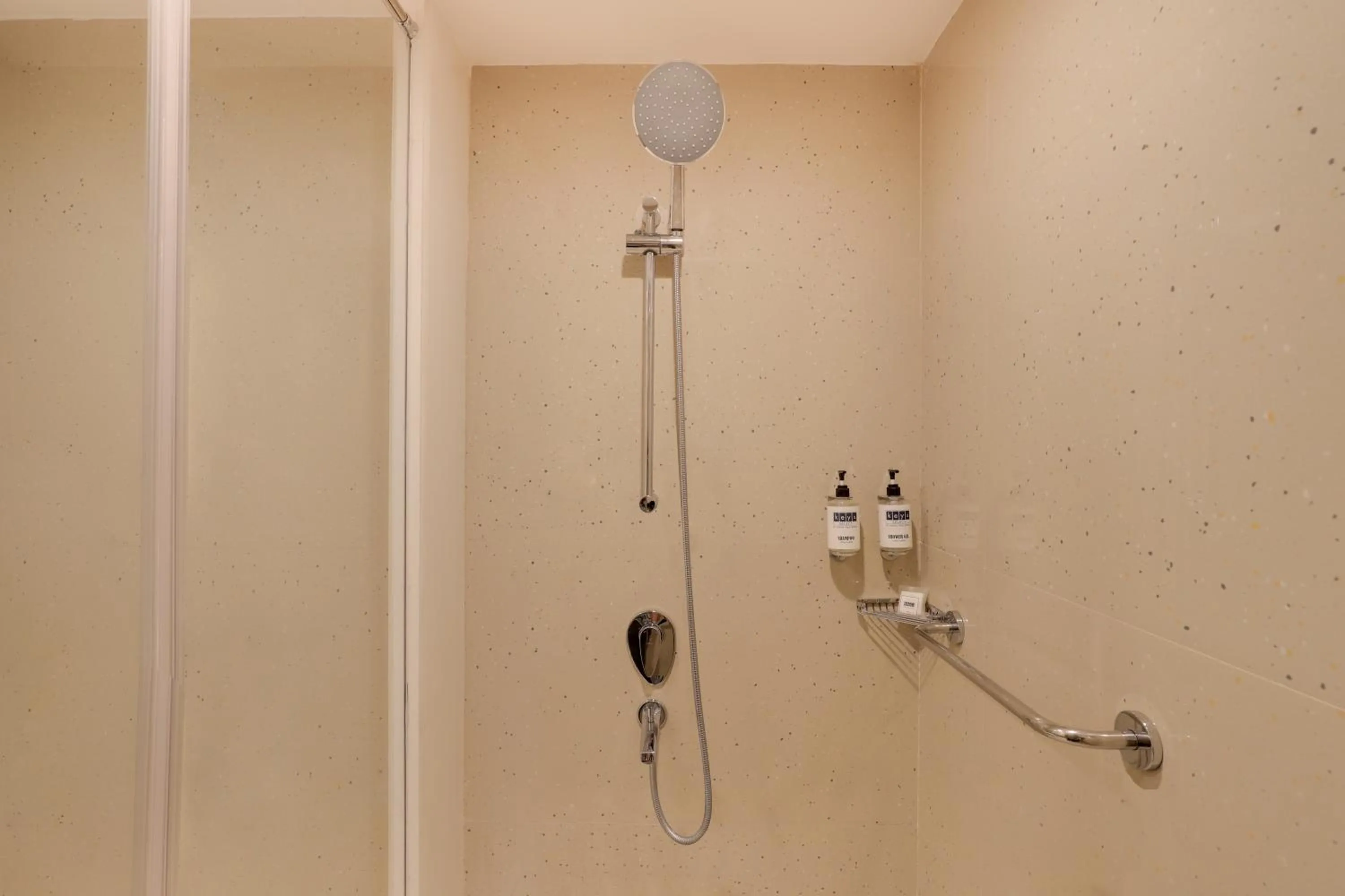 Bathroom in Keys Prima by Lemon Tree Hotels, Pimpri, Pune