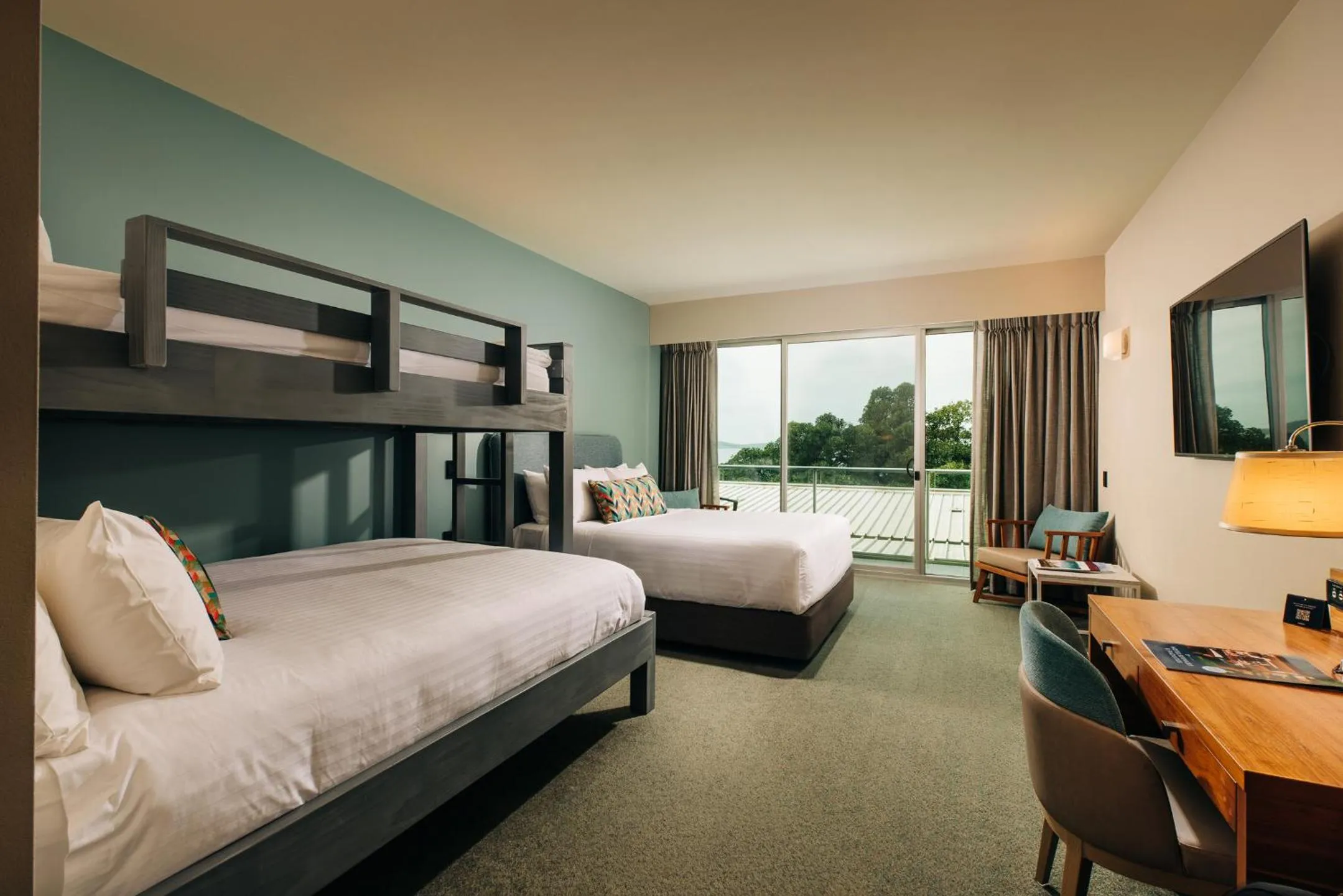 Bed in Port Lincoln Hotel