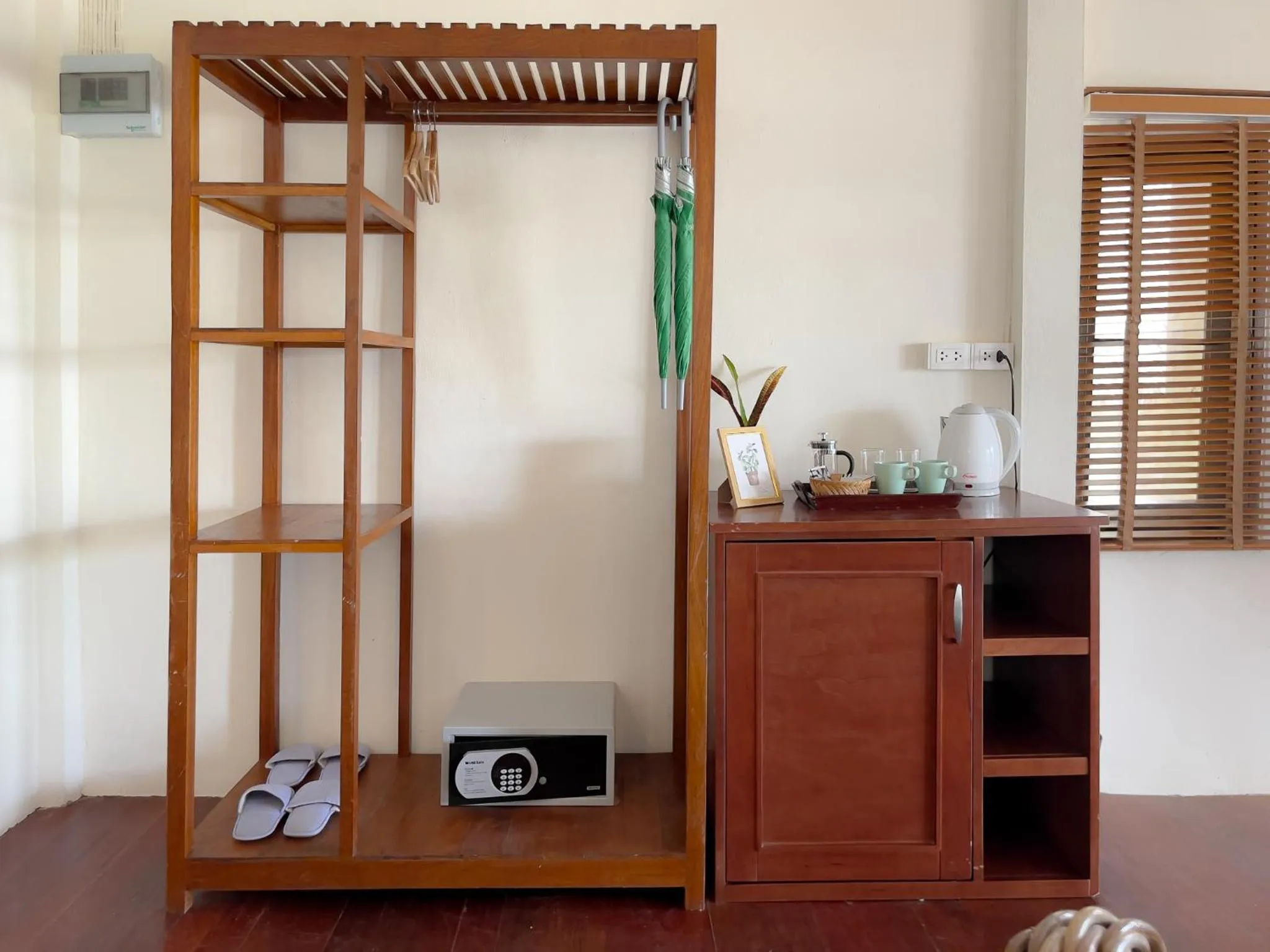 Coffee/tea facilities in Pawapi Beach Resort Koh Mook