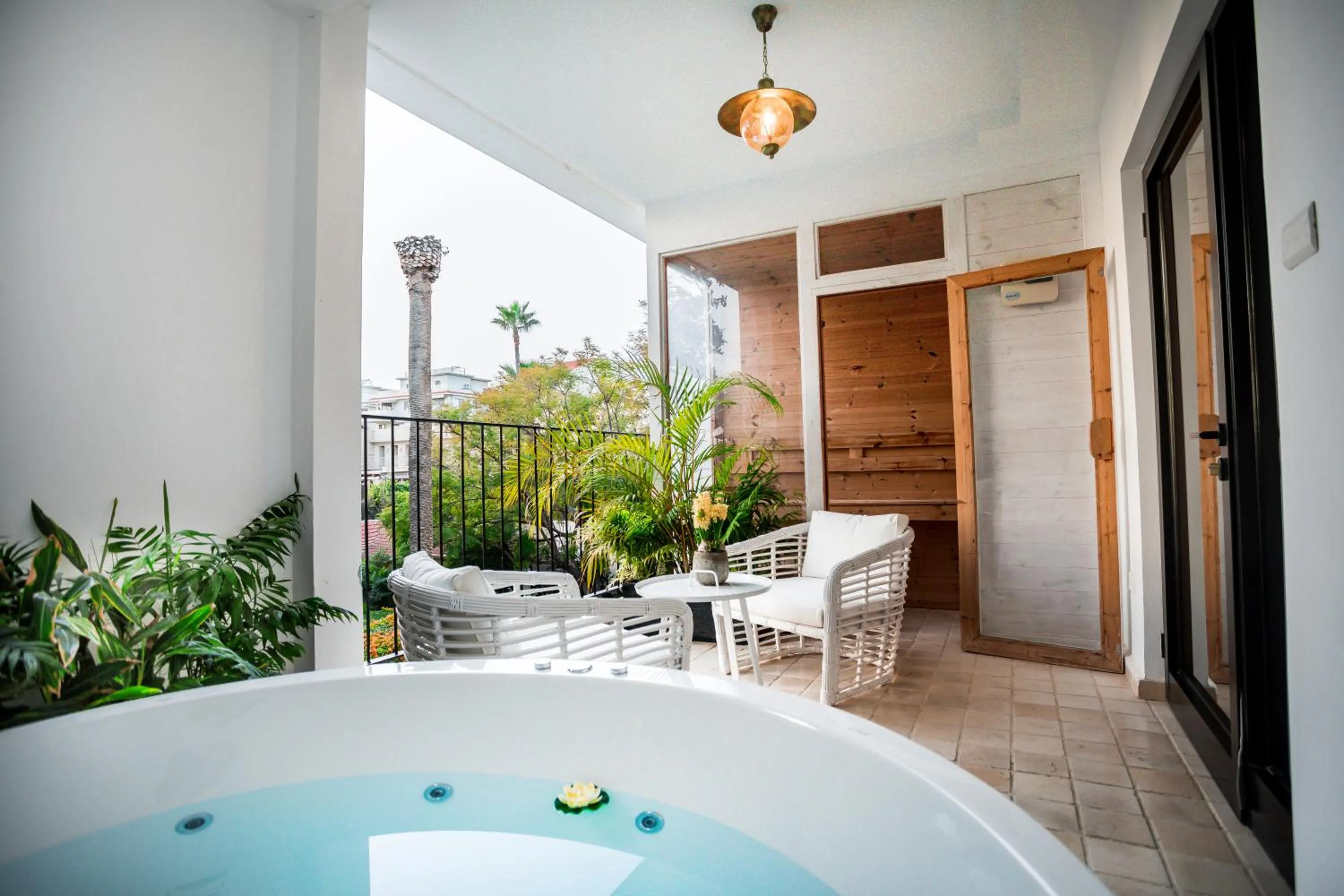 Sauna in Lear Sense Hotel