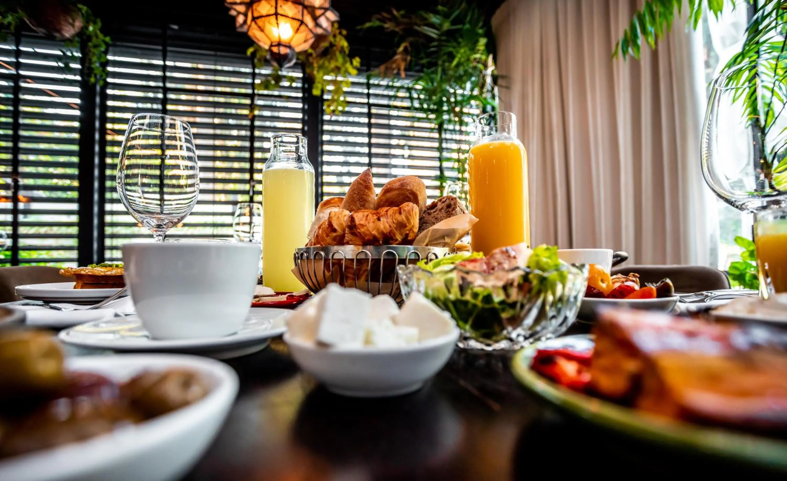 Breakfast in Lear Sense Hotel