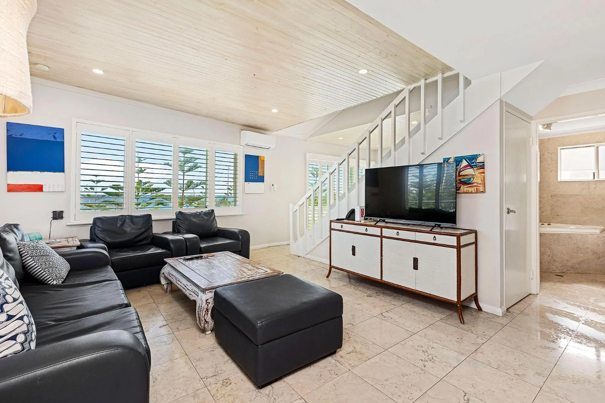 TV and multimedia in Seashells Scarborough