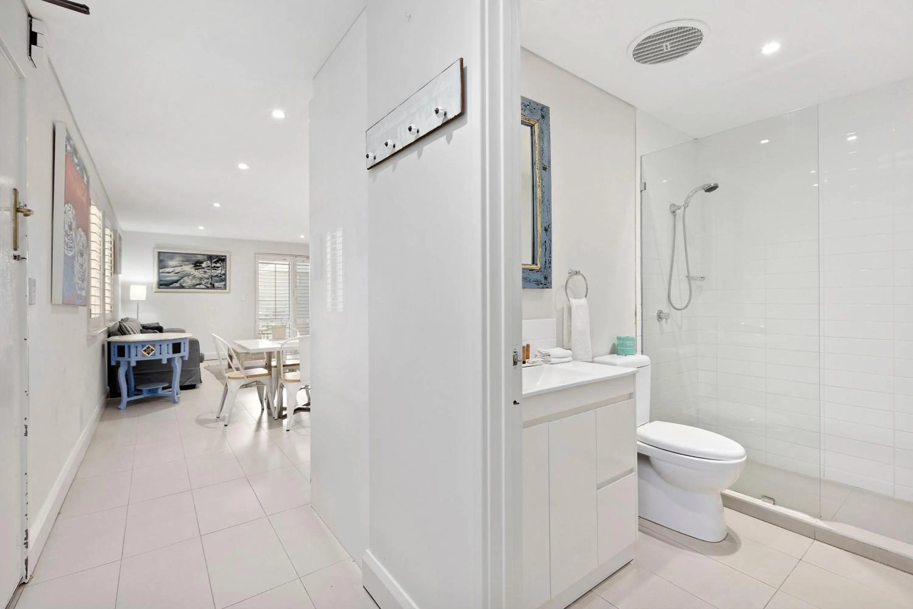 Bathroom in Seashells Scarborough