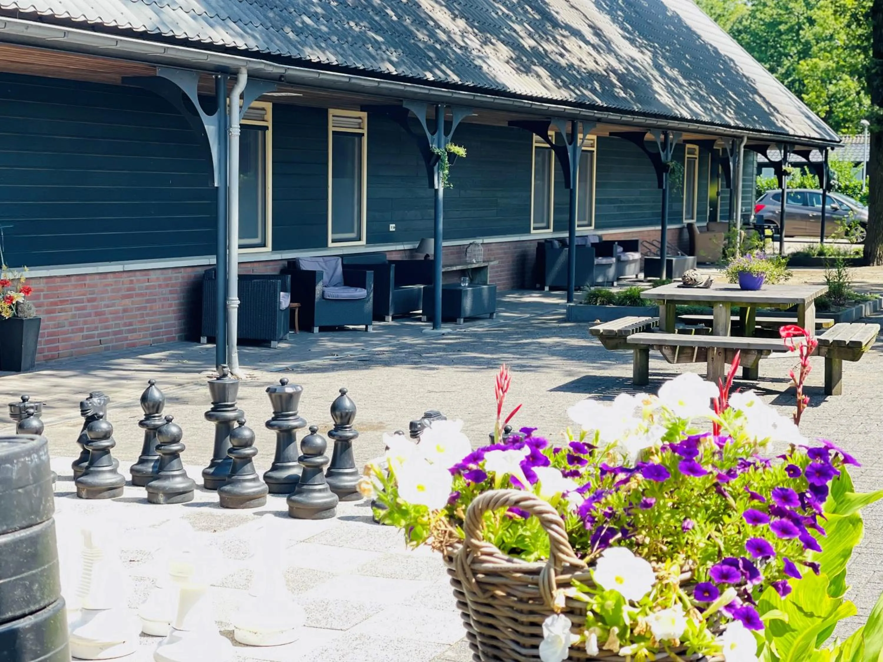 Inner courtyard view in Gasterij Hotel Dennenoord