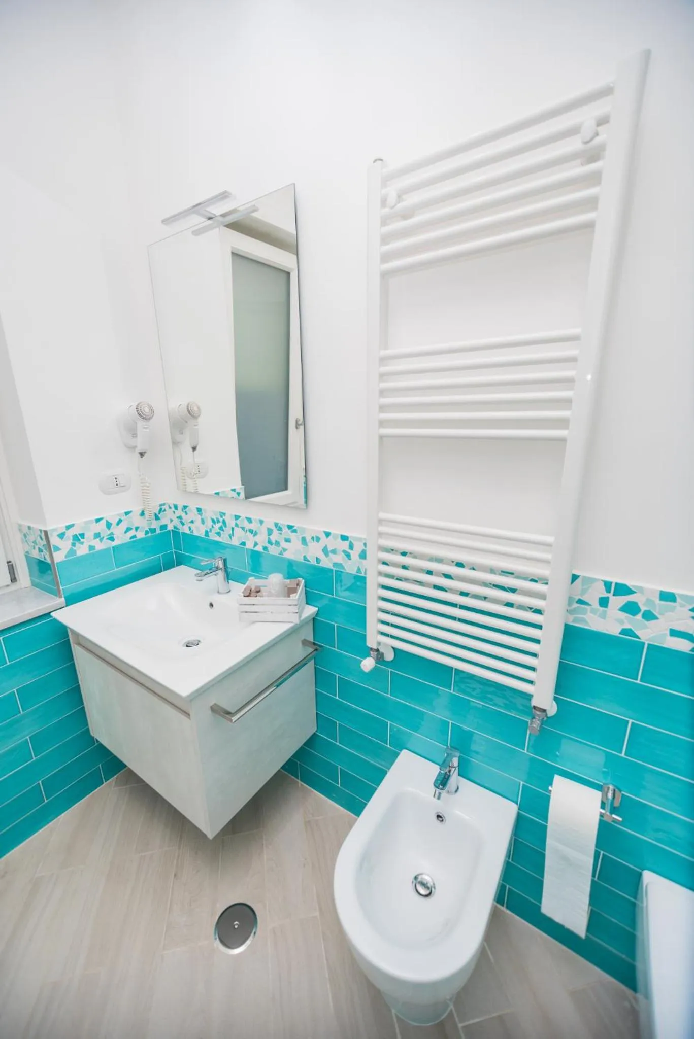 Bathroom in Chiaro di Luna