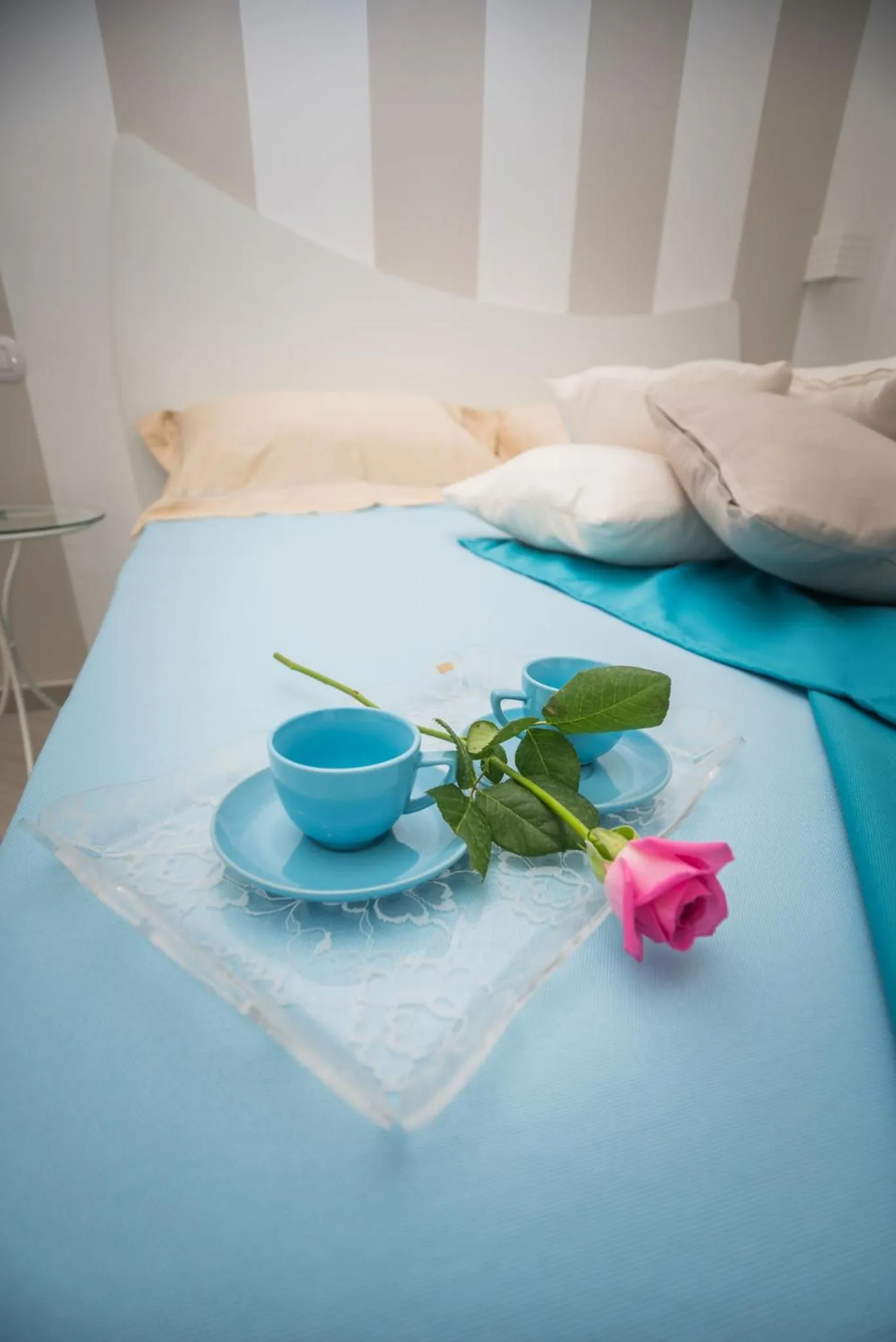 Bedroom, Bed in Chiaro di Luna