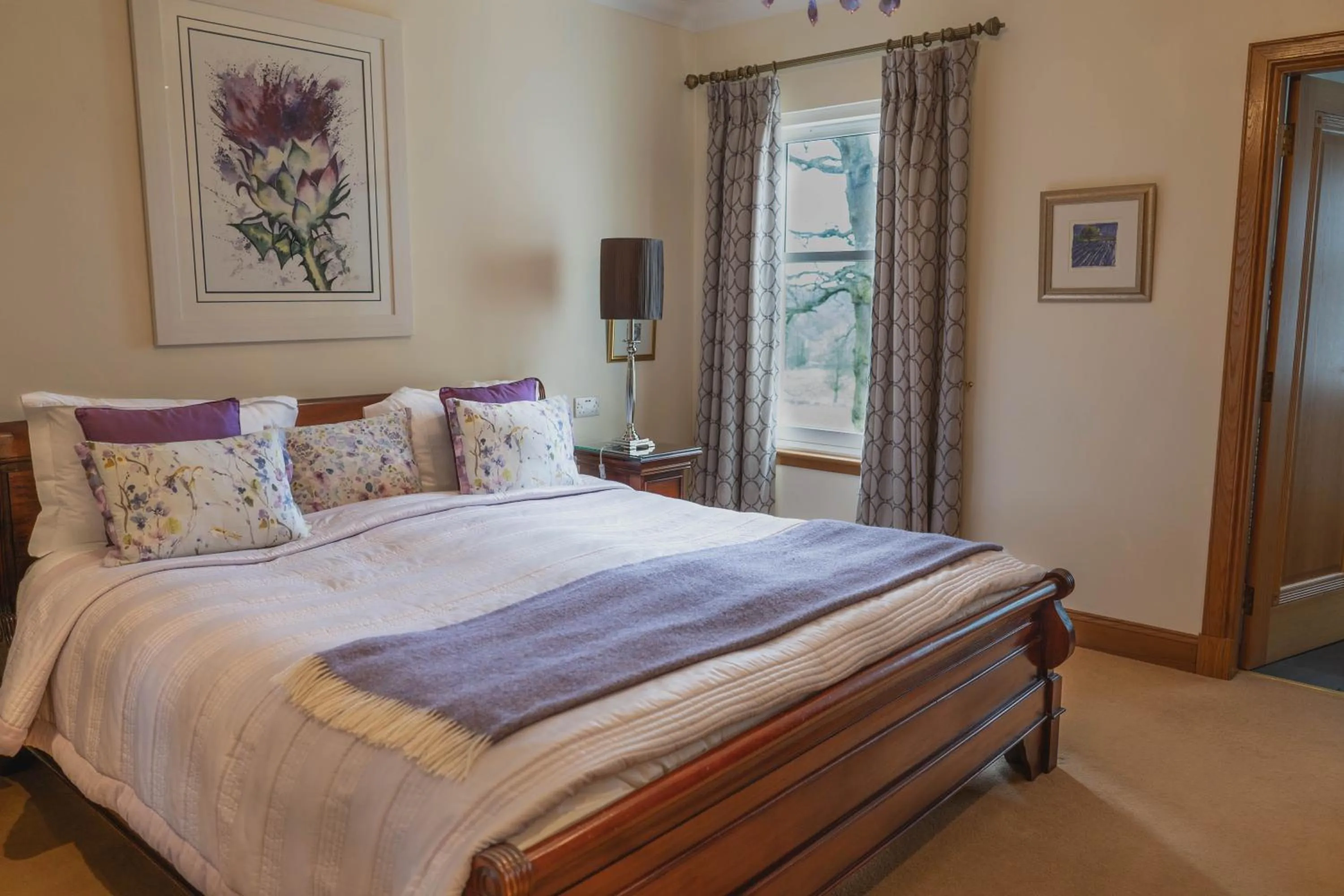 Bedroom, Bed in Arden Country House