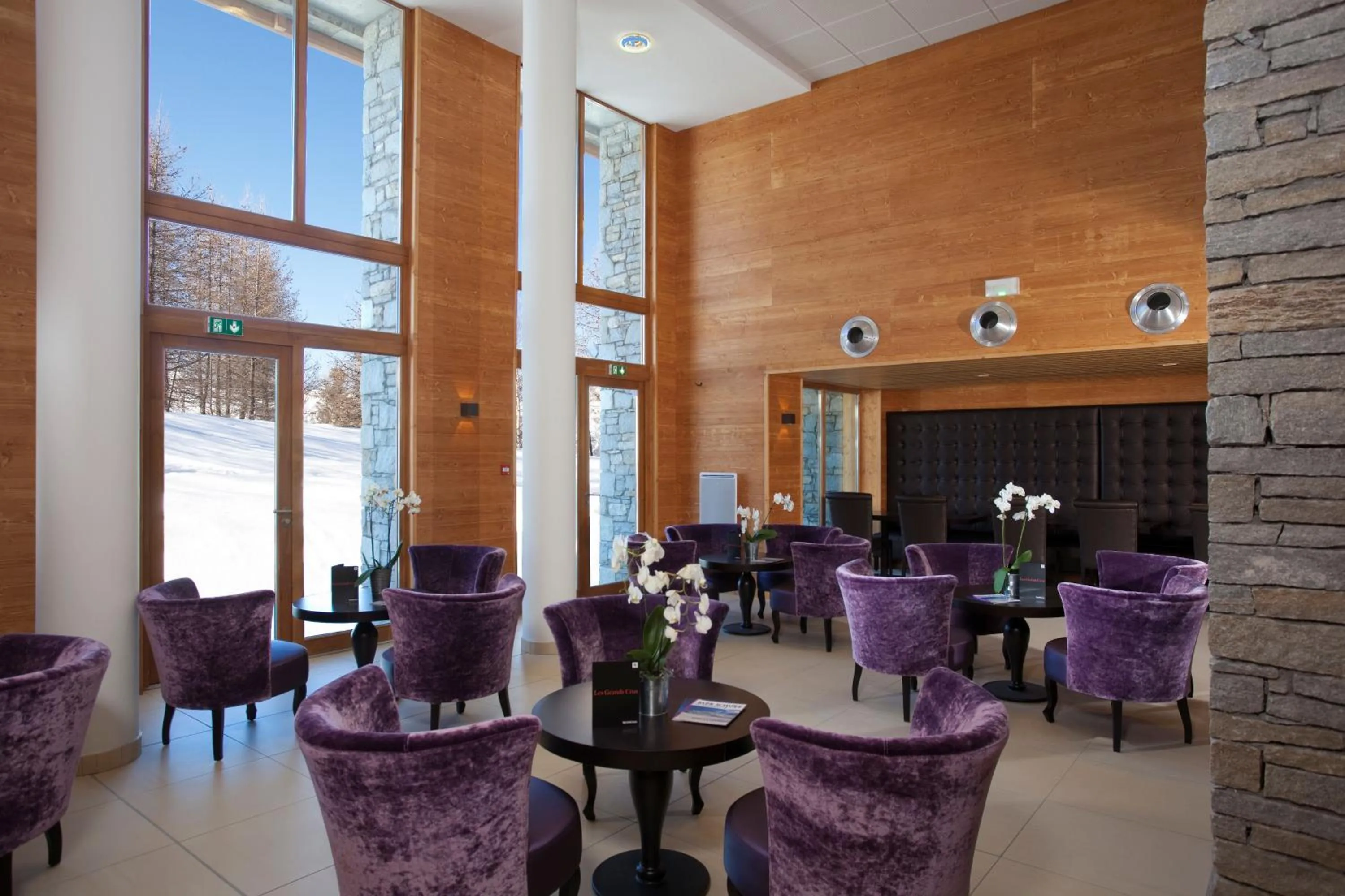 Restaurant/places to eat in Lagrange Vacances l'Alpenrose