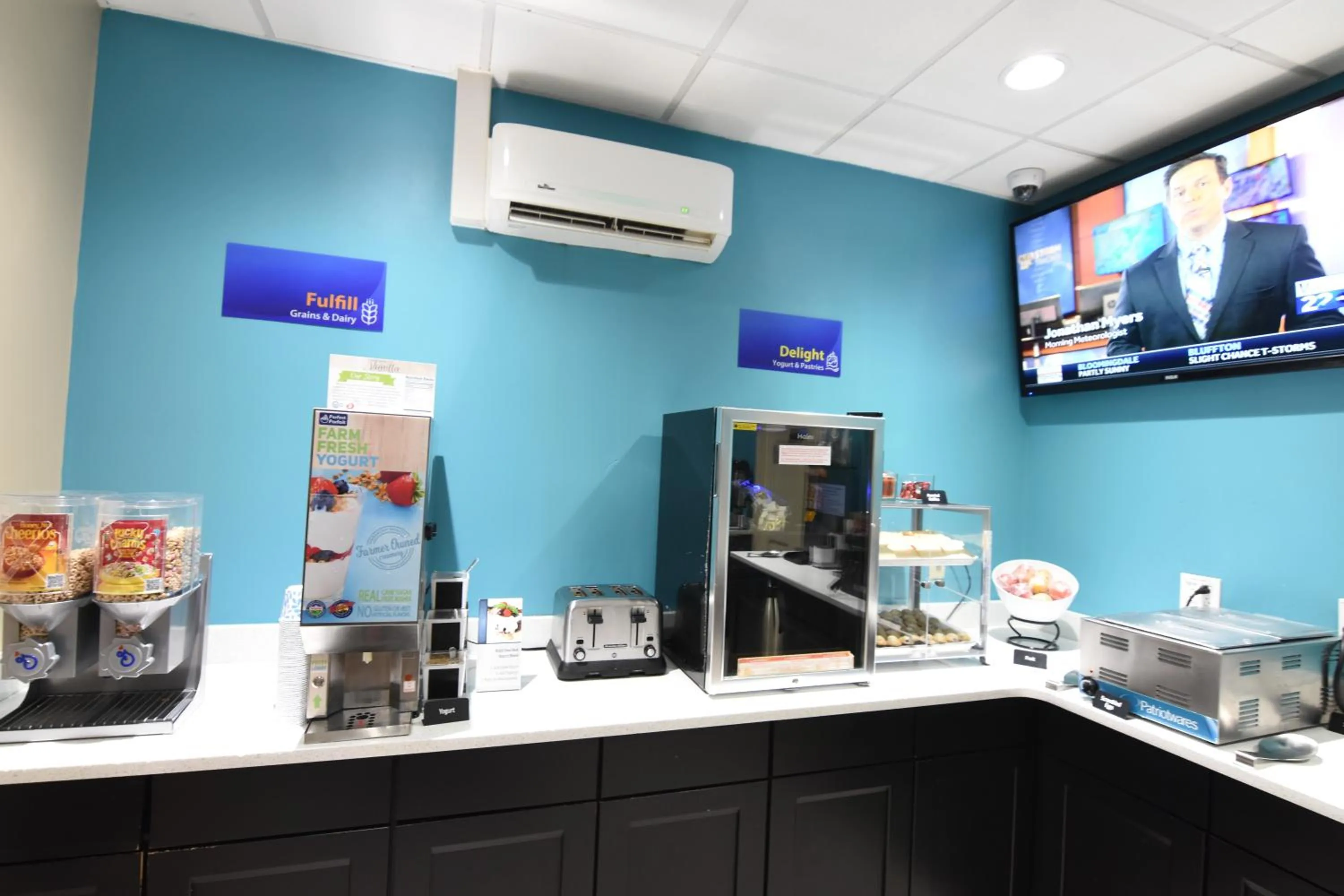 Breakfast in Best Western Point South