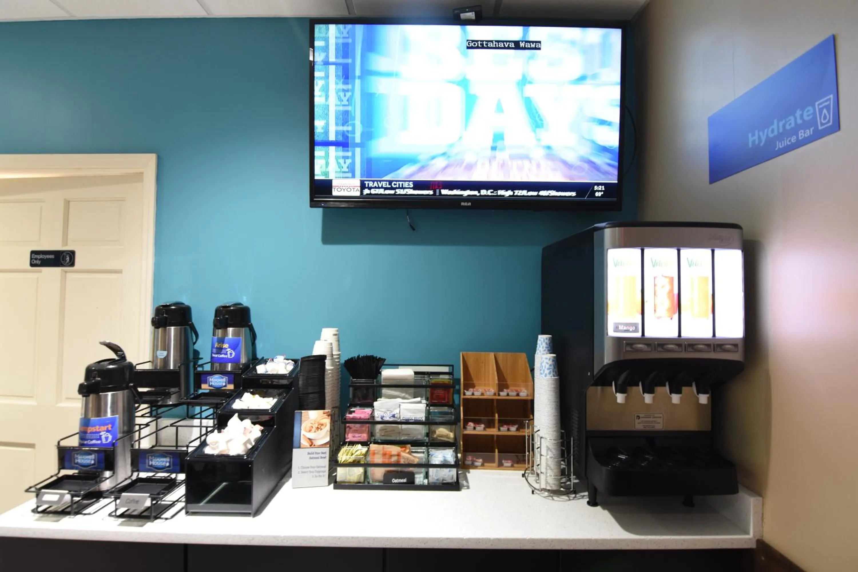 Coffee/tea facilities in Best Western Point South