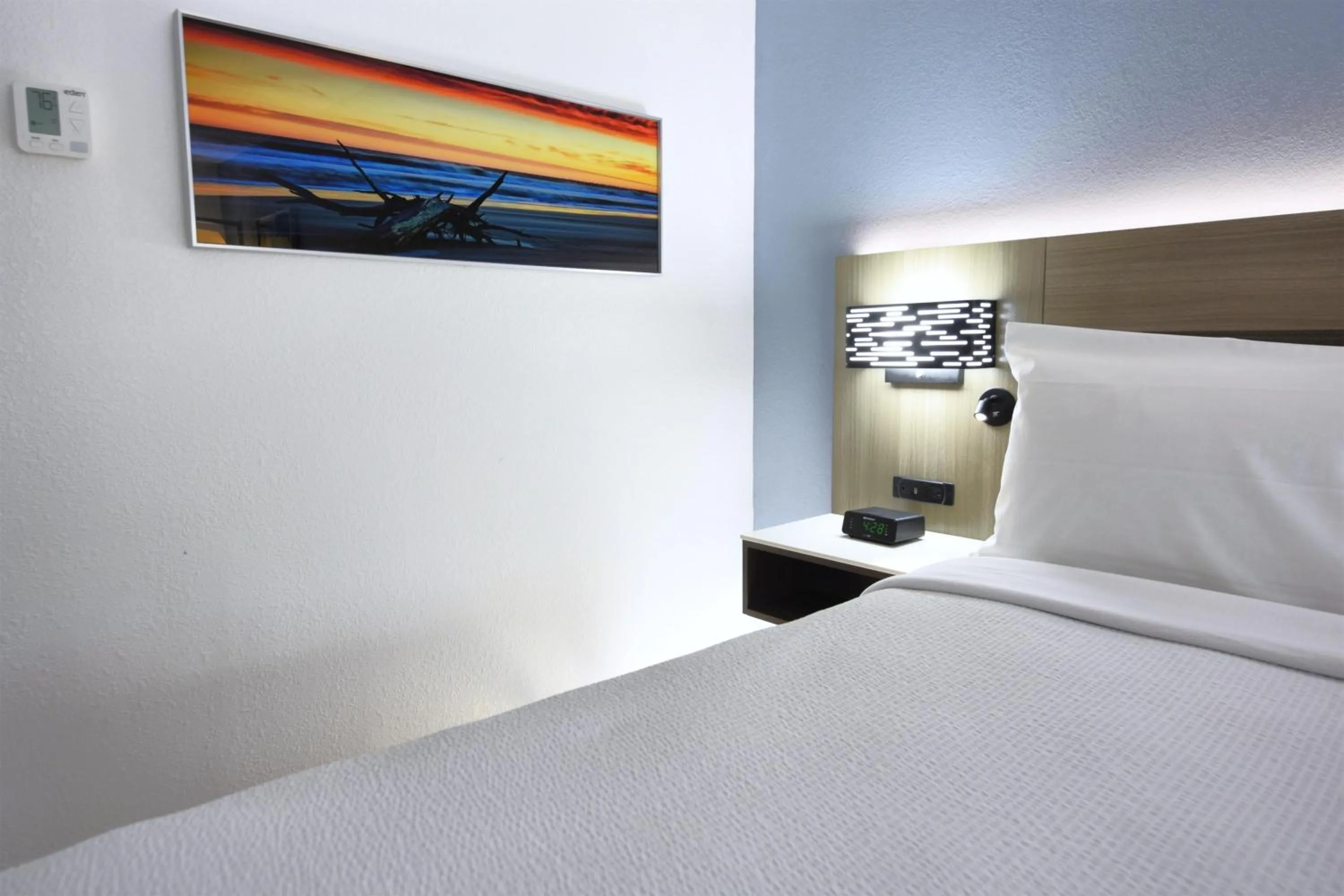 Bedroom, Bed in Best Western Point South