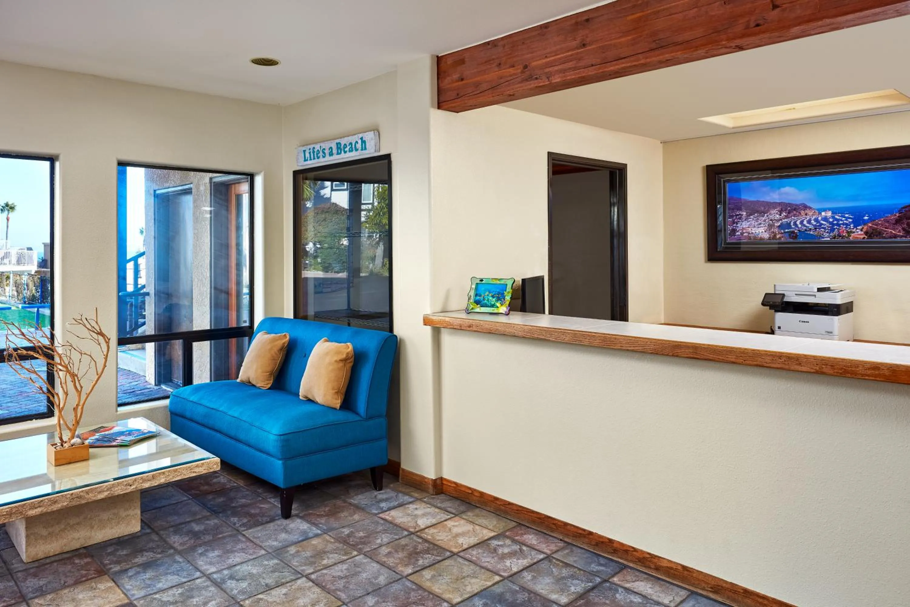 Lobby or reception in Seaport Village Inn, Avalon