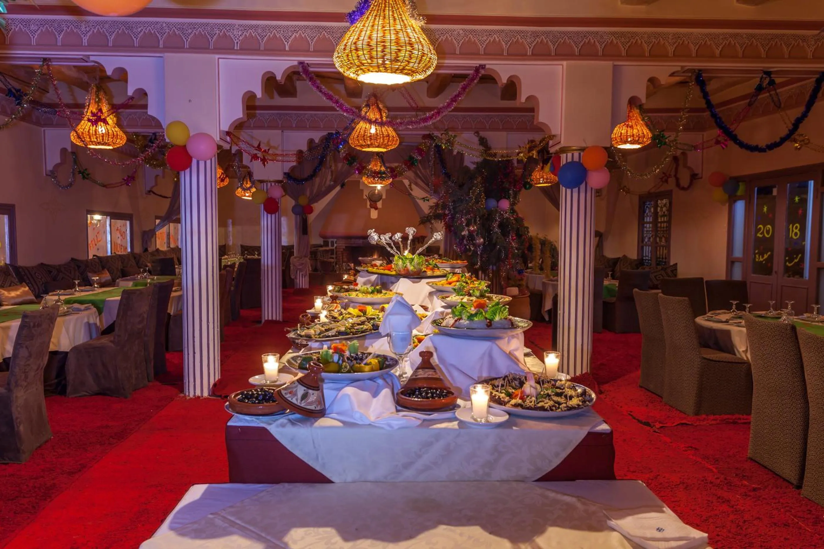 Restaurant/places to eat in Kasbah Tizzarouine