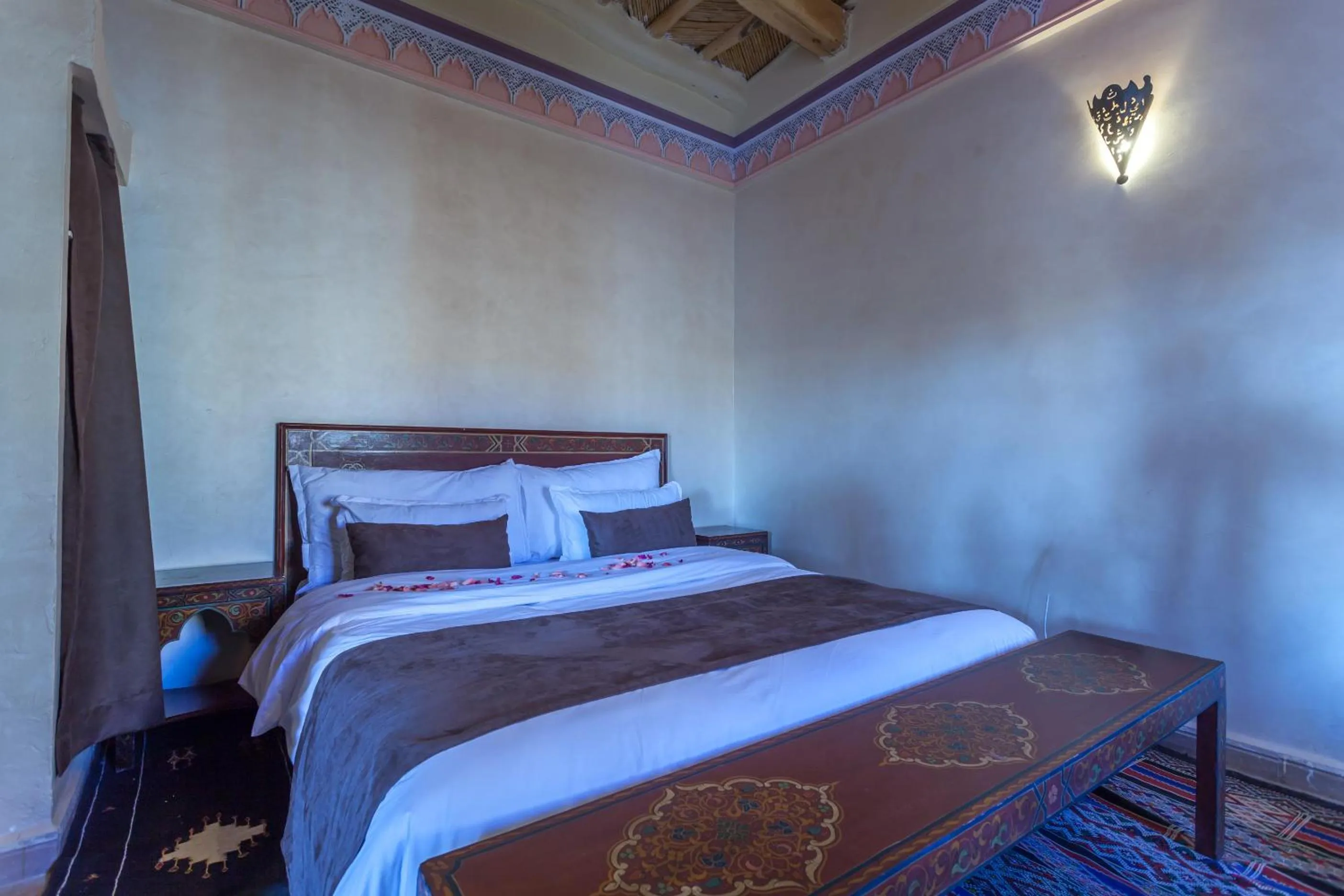 Bed in Kasbah Tizzarouine