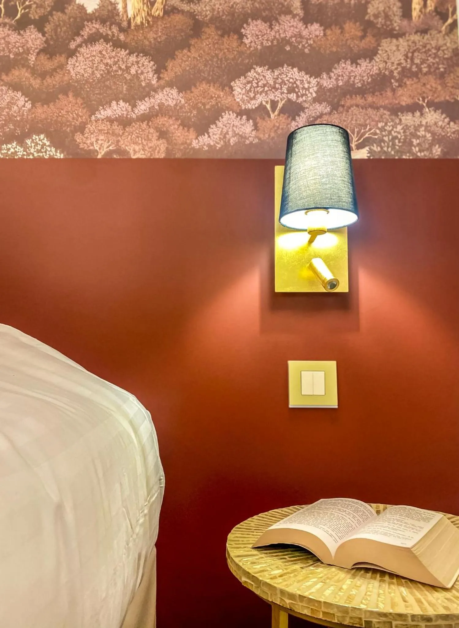 Bed in Château le Bouïs