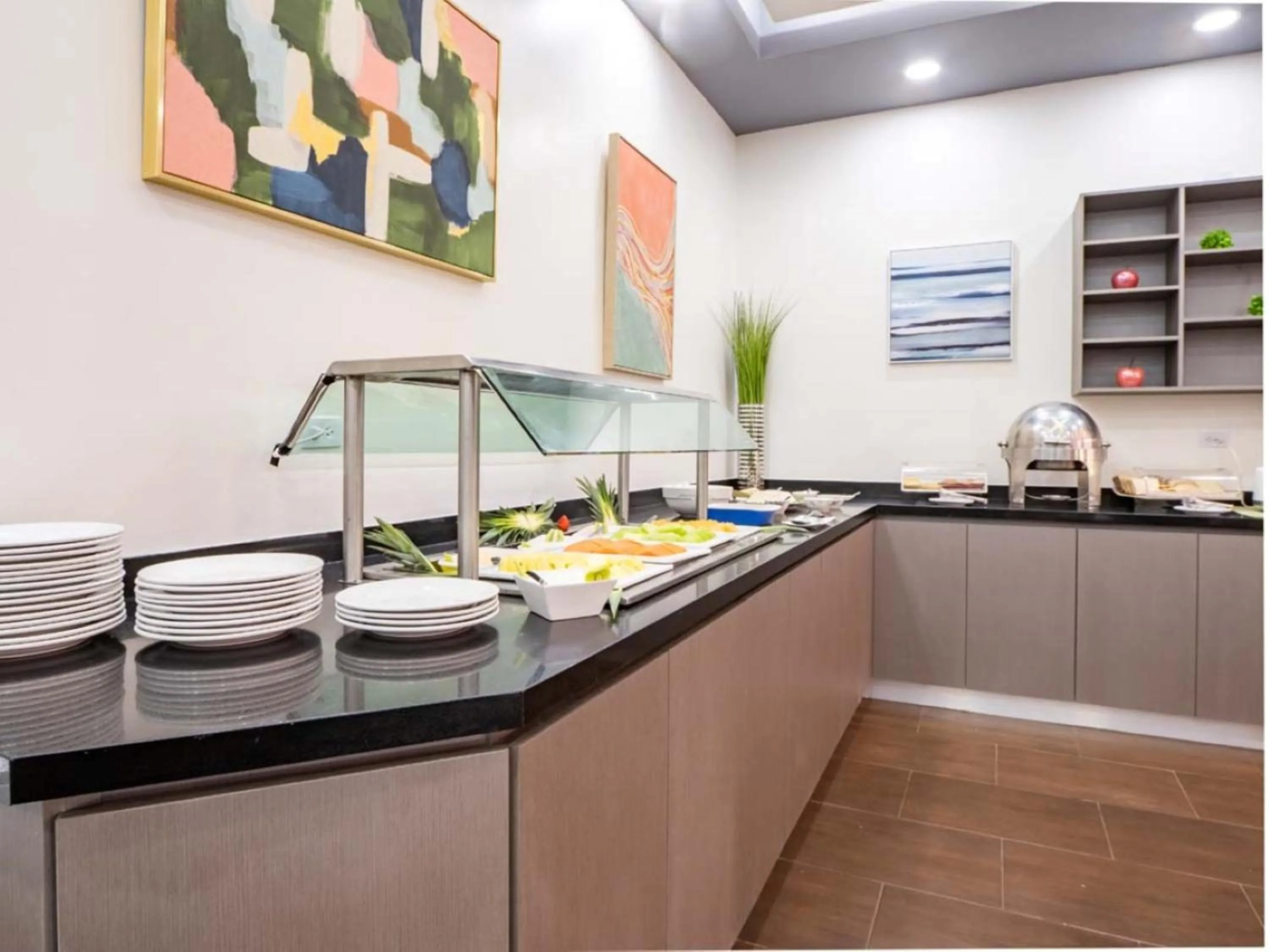 Buffet breakfast in Krystal Urban Monterrey San Jeronimo