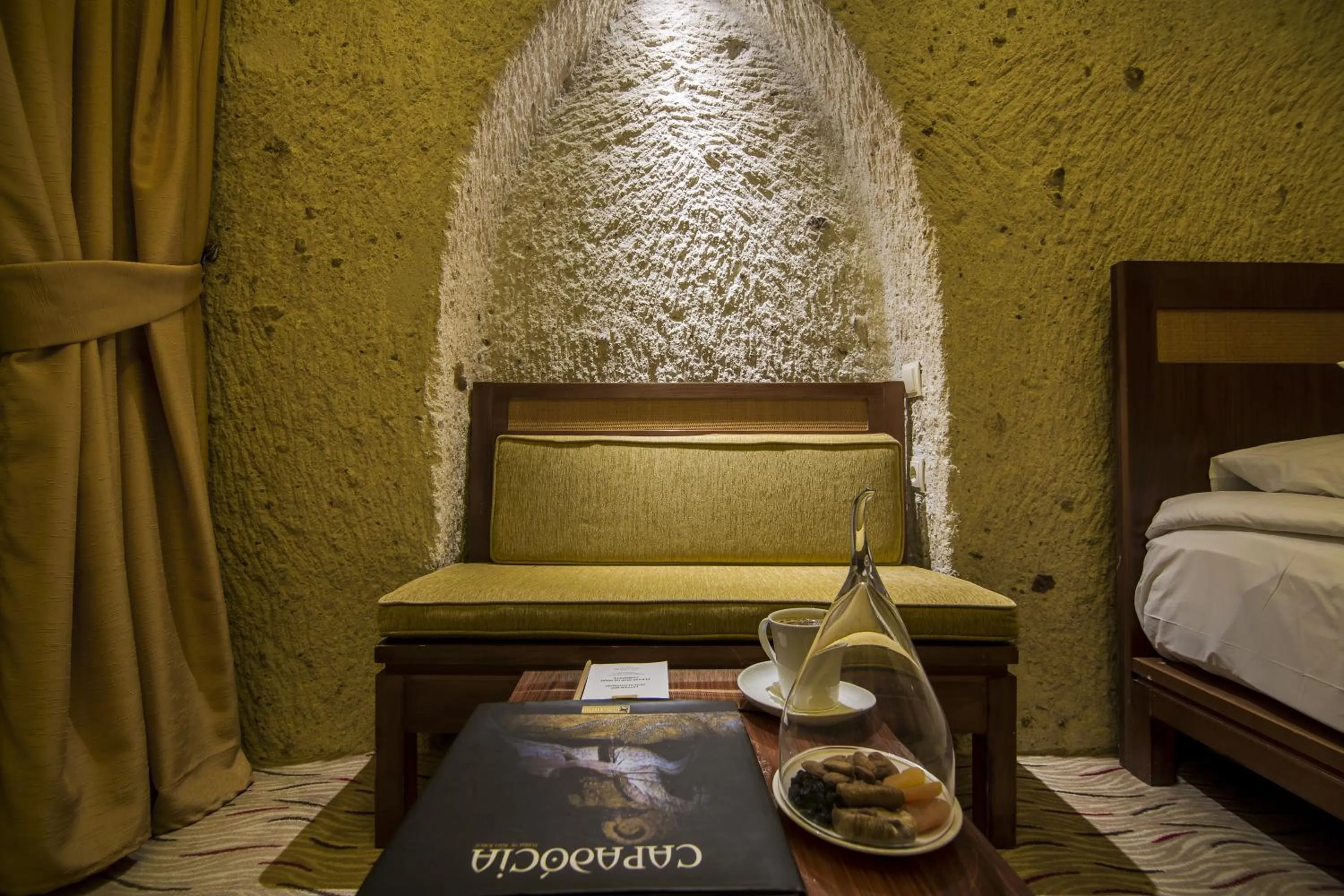 Decorative detail, Bed in Uchisar Kaya Otel