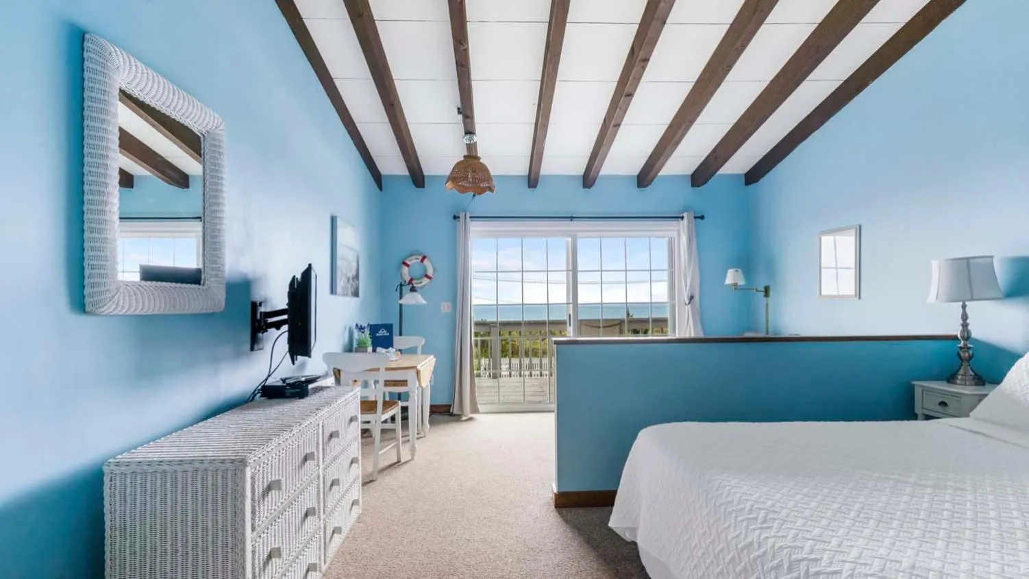 Bed in Beach Plum Resort