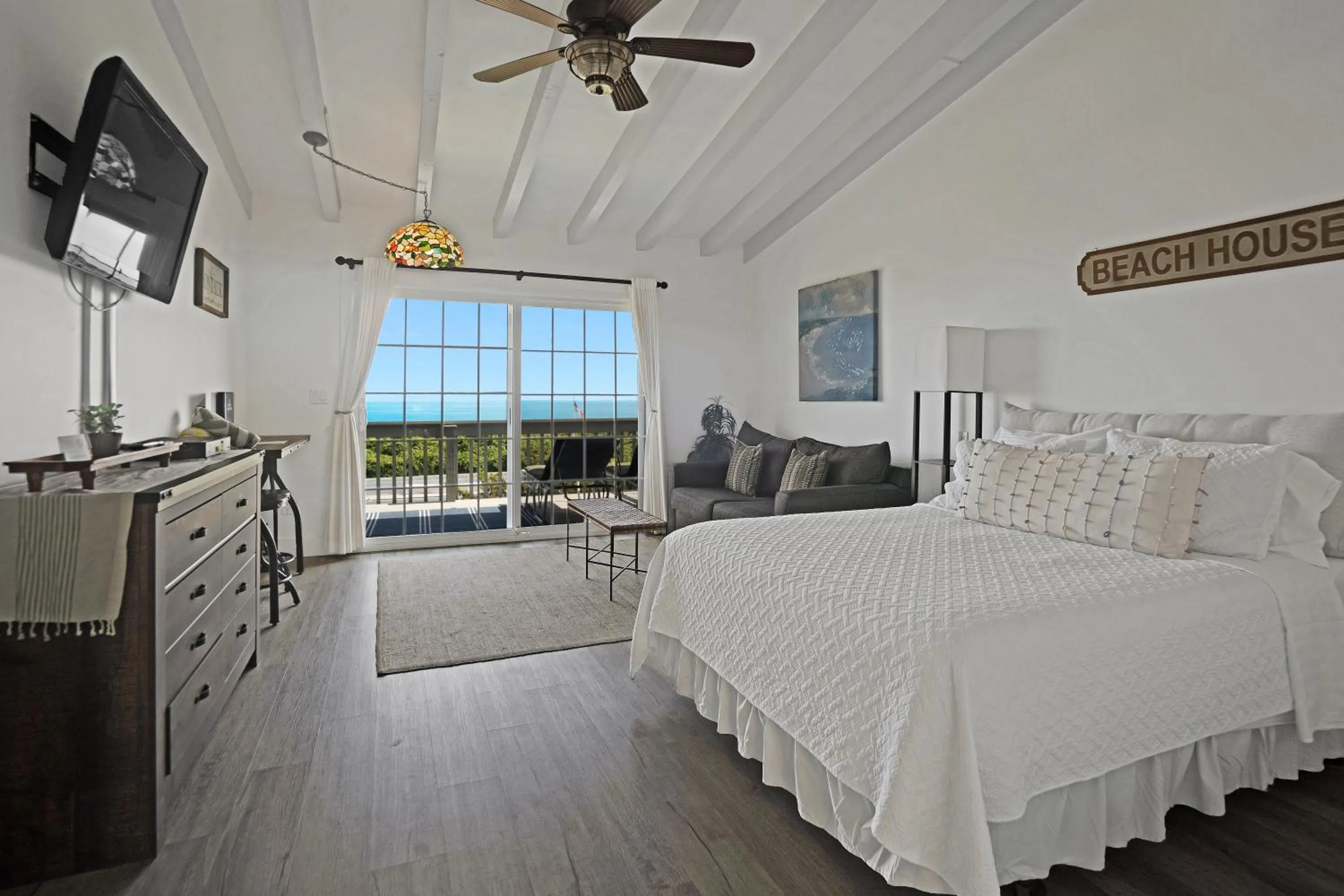 Bed in Beach Plum Resort