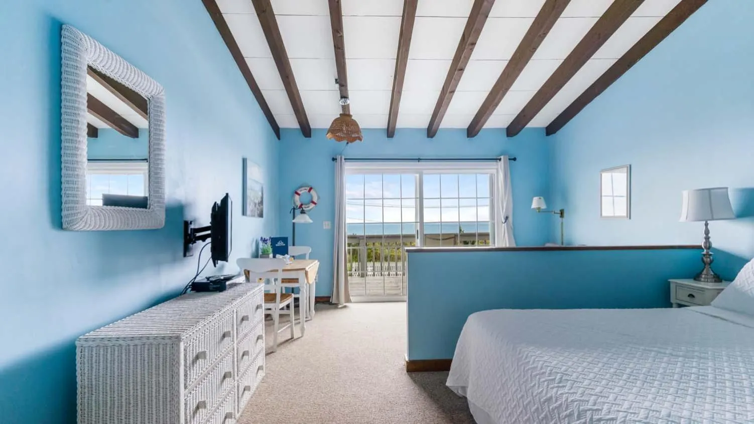 Bed in Beach Plum Resort